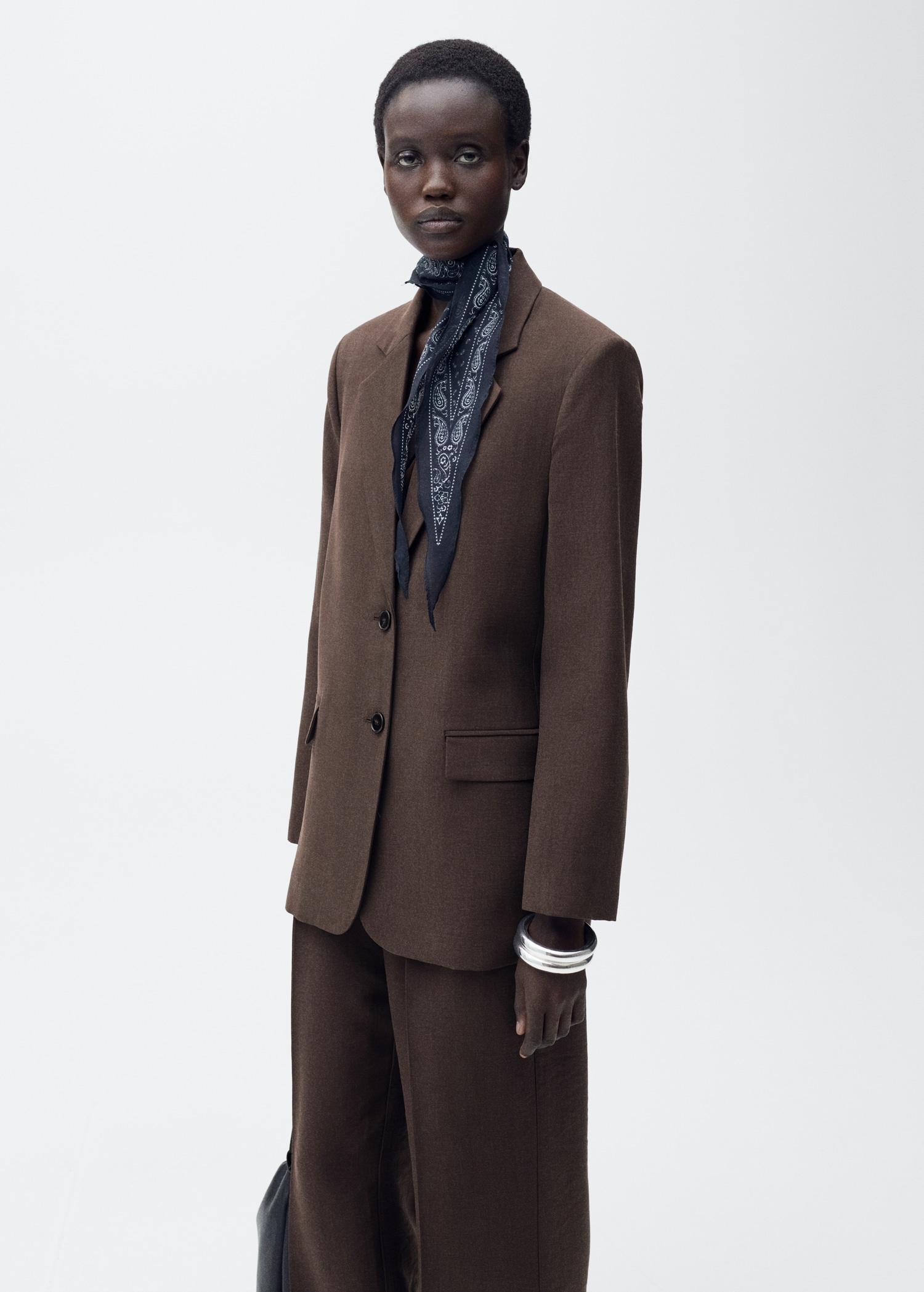 Straight-fit lyocell suit blazer - Women | MANGO USA Product Image