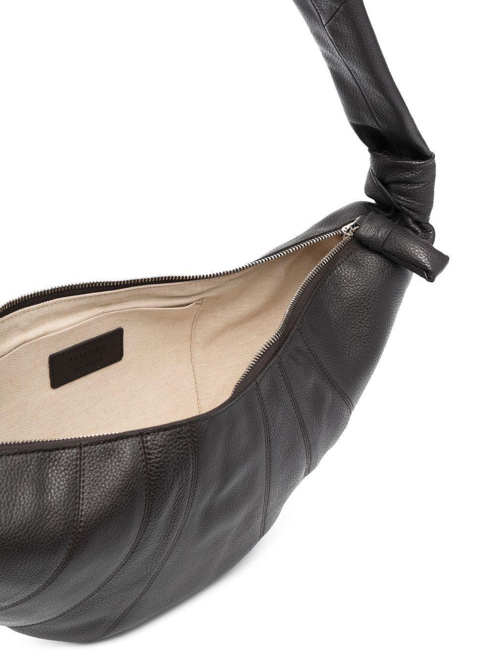 Croissant crossbody bag Product Image