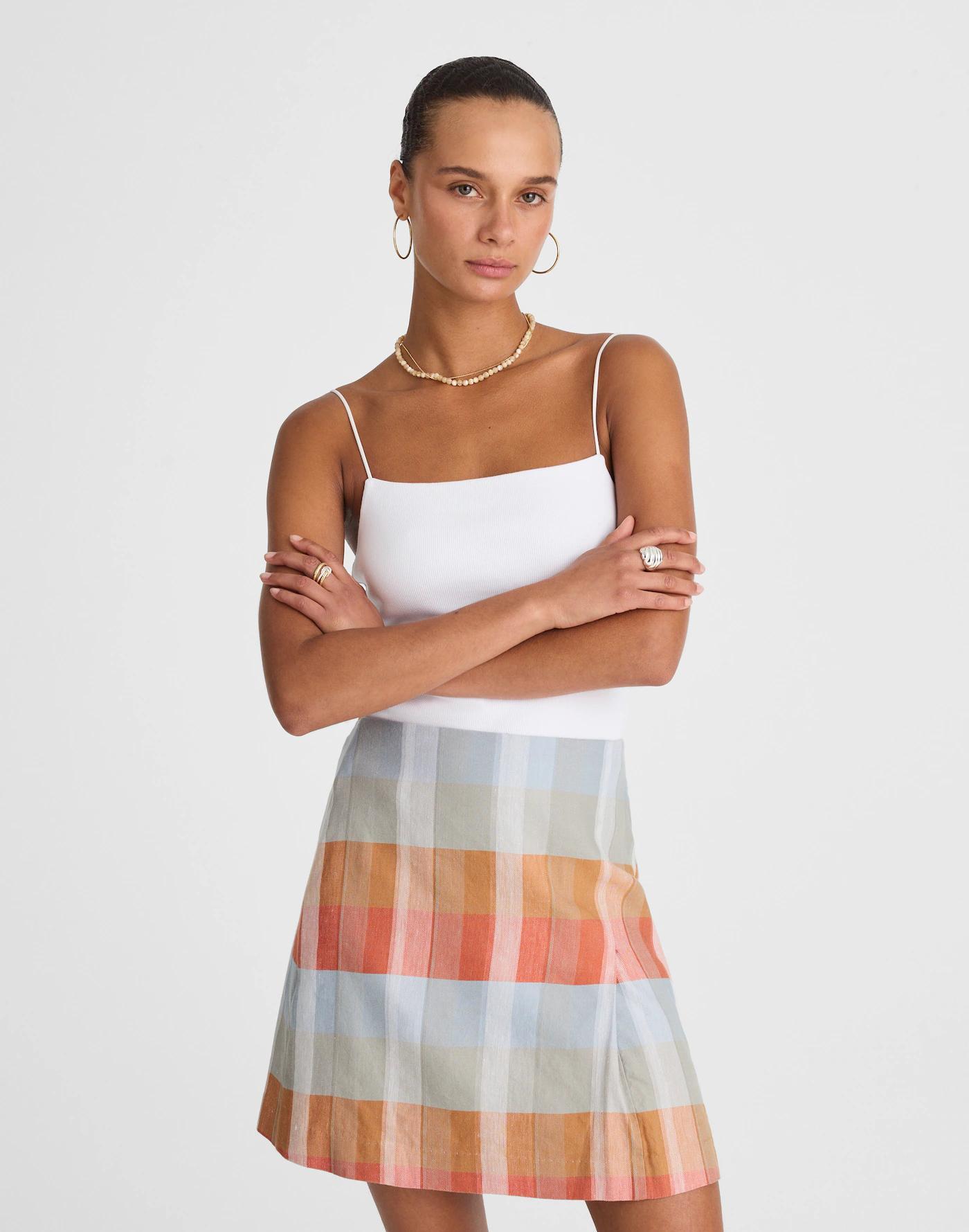 Single-Pleat Linen Mini Skirt Product Image
