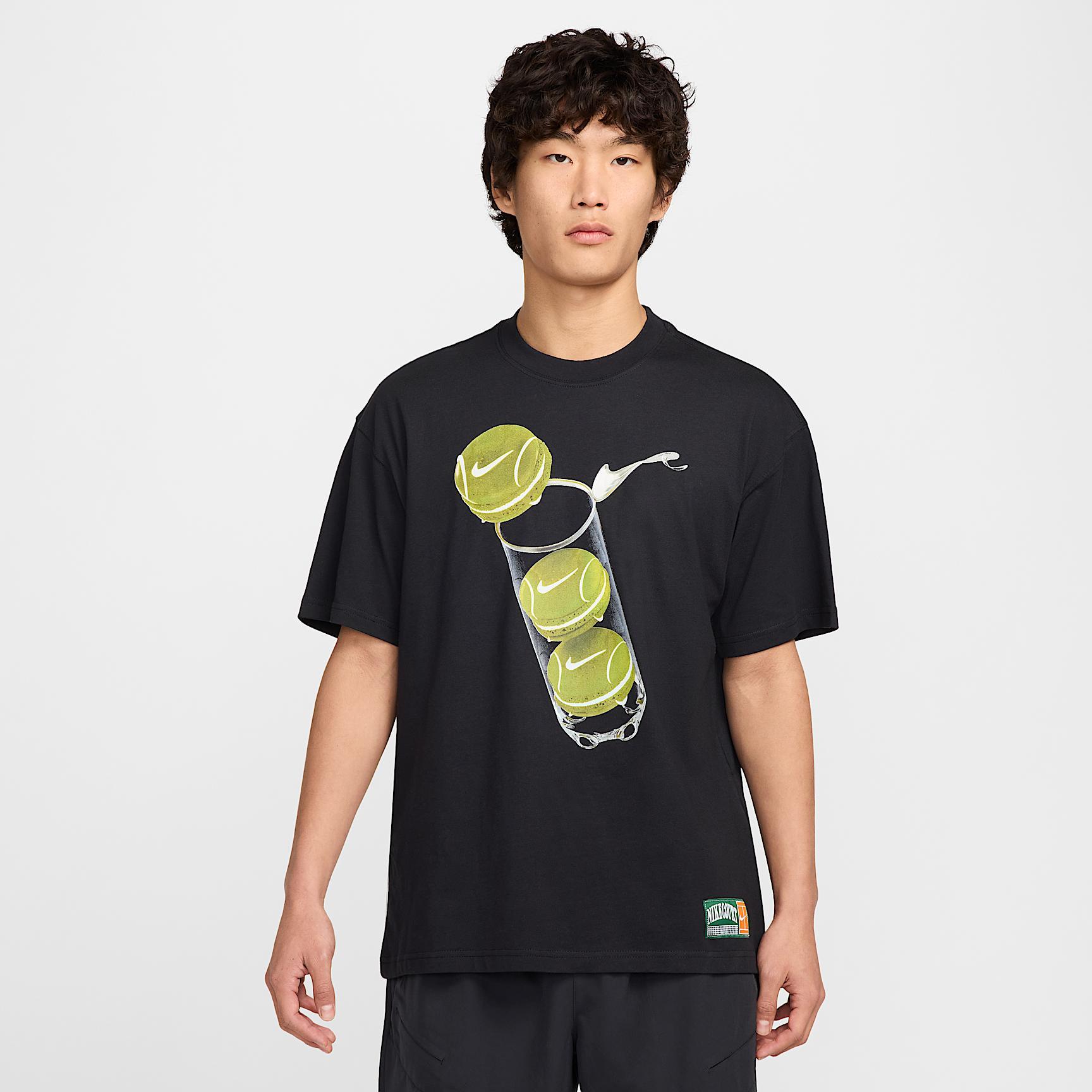 Nike Men's Court Max90 Tennis T-Shirt Product Image