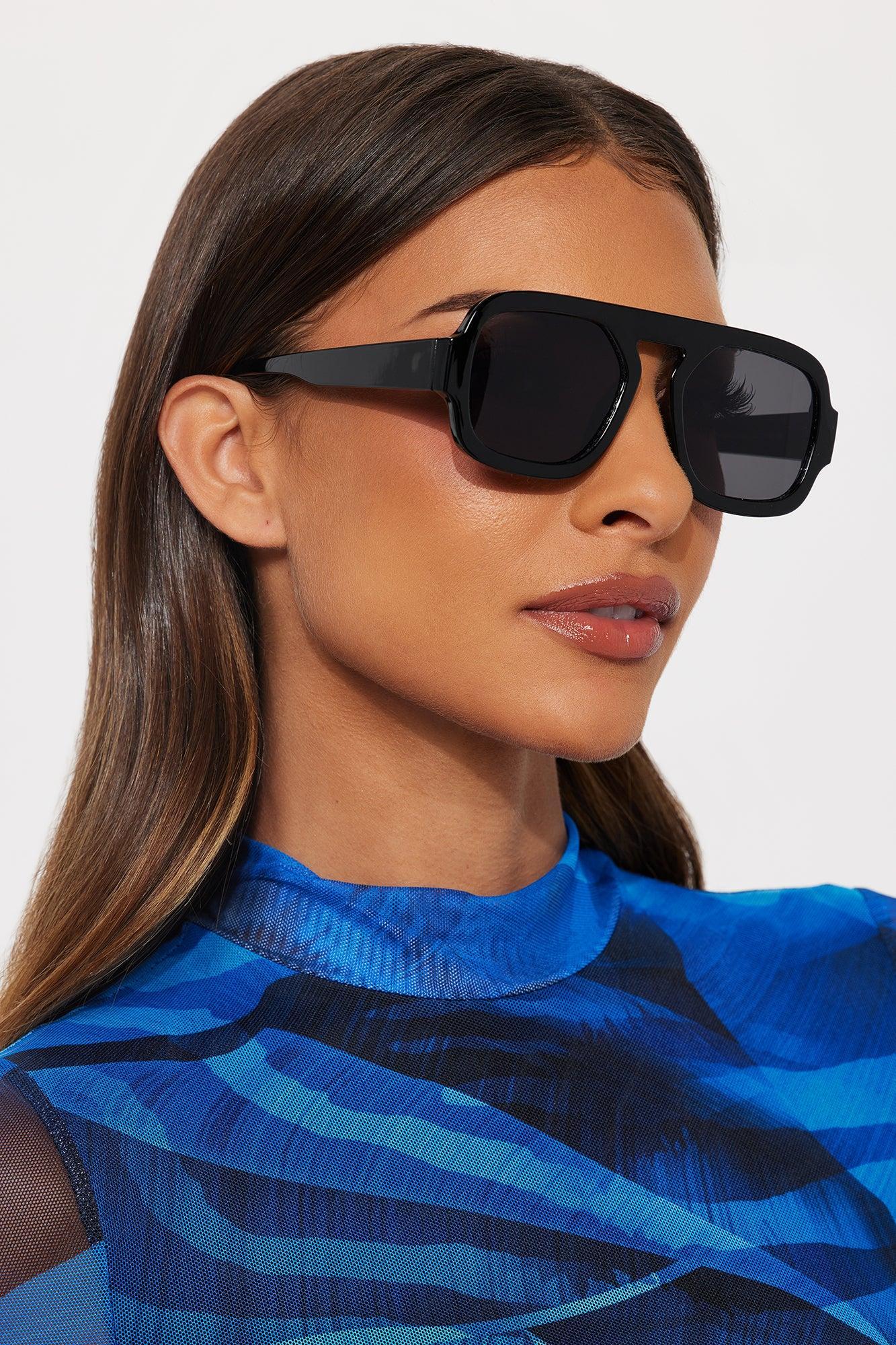 Sunday Vibes Shield Sunglasses - Black Female Product Image