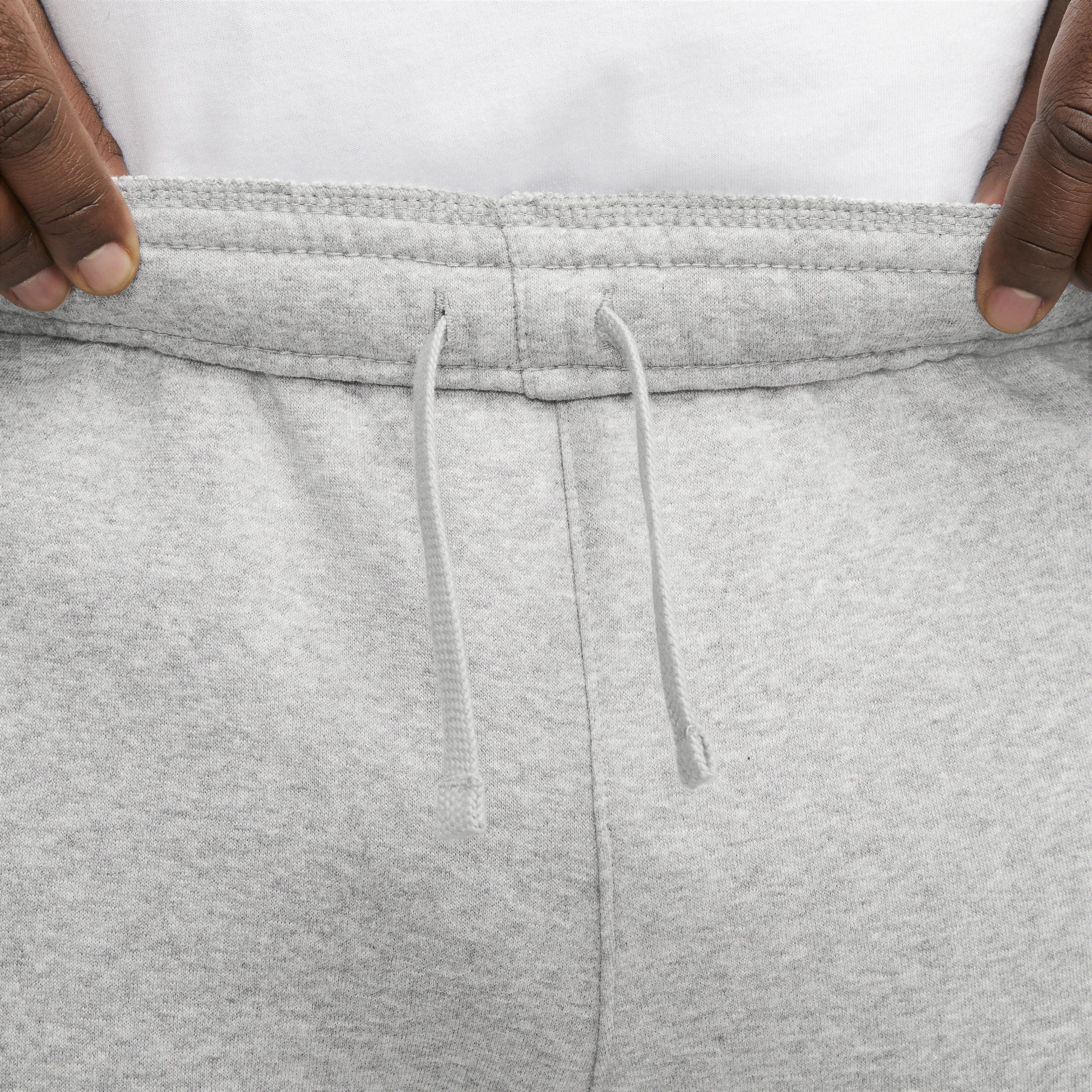 Nike Club cuffed sweatpants in gray heather Product Image