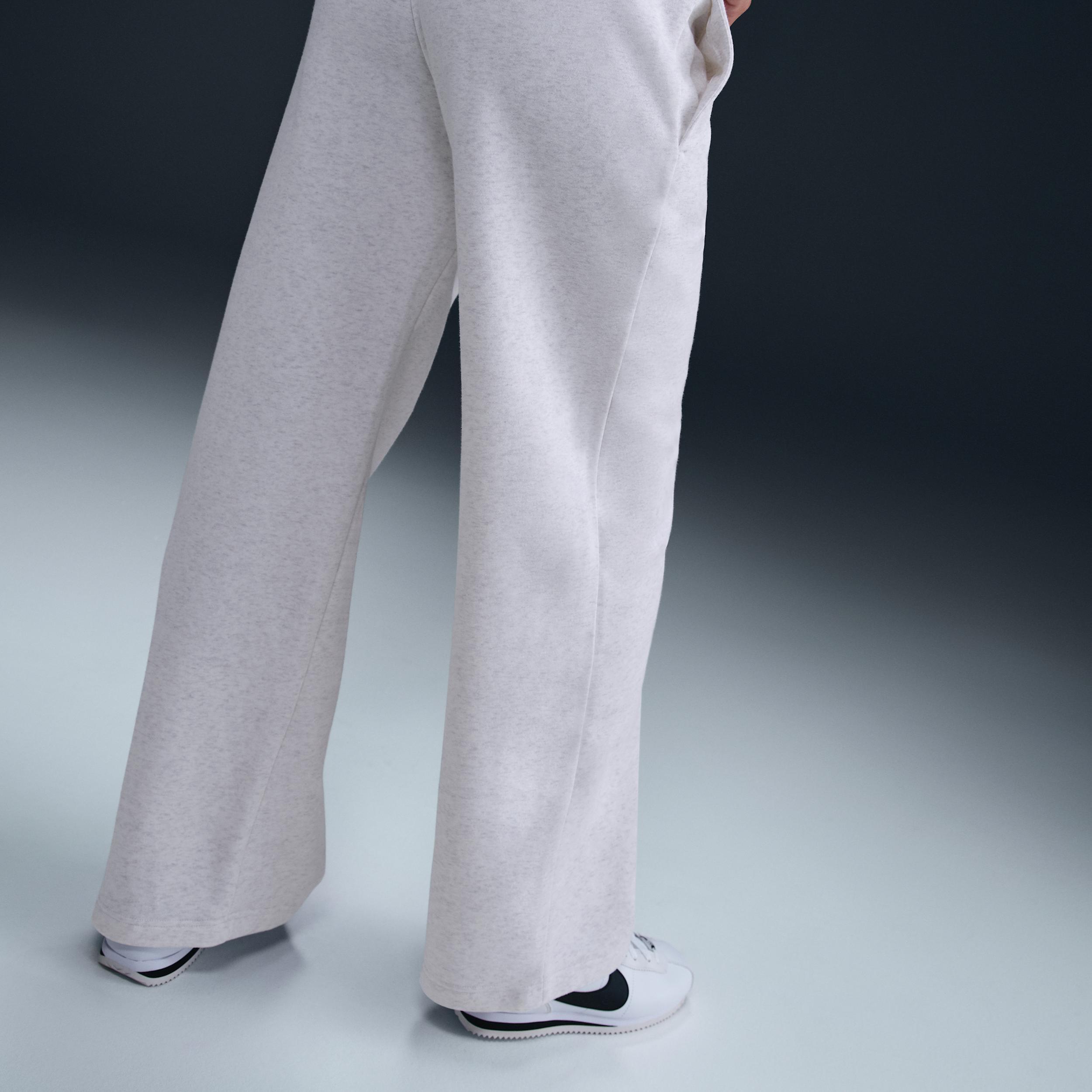 Women's Nike Sportswear Club Fleece Mid-Rise Wide-Leg Graphic Pants Product Image