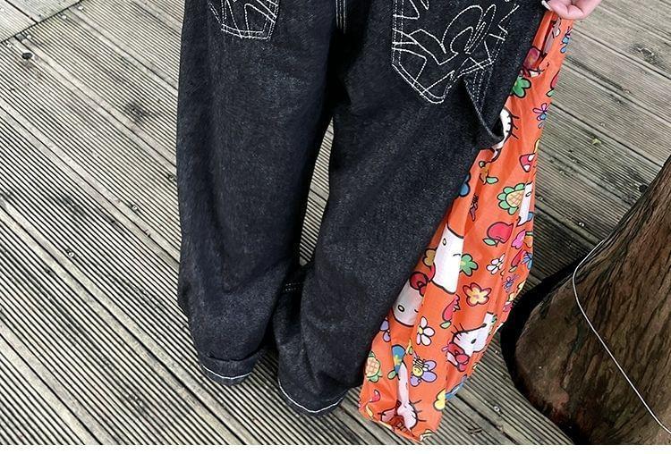 High Waist Washed Embroidered Loose-Fit Wide-Leg Jeans Product Image