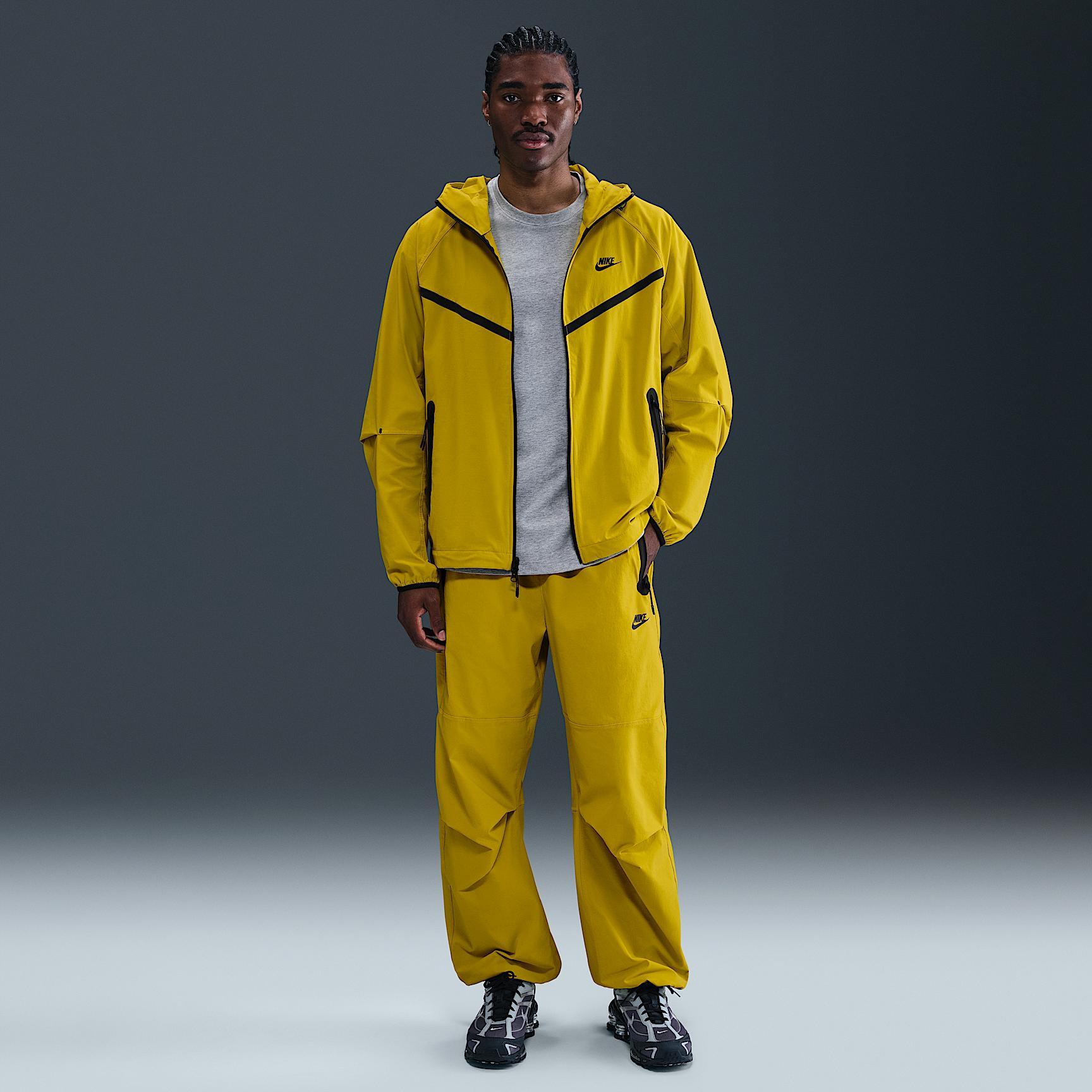 Nike Men's Tech Woven Jacket Product Image