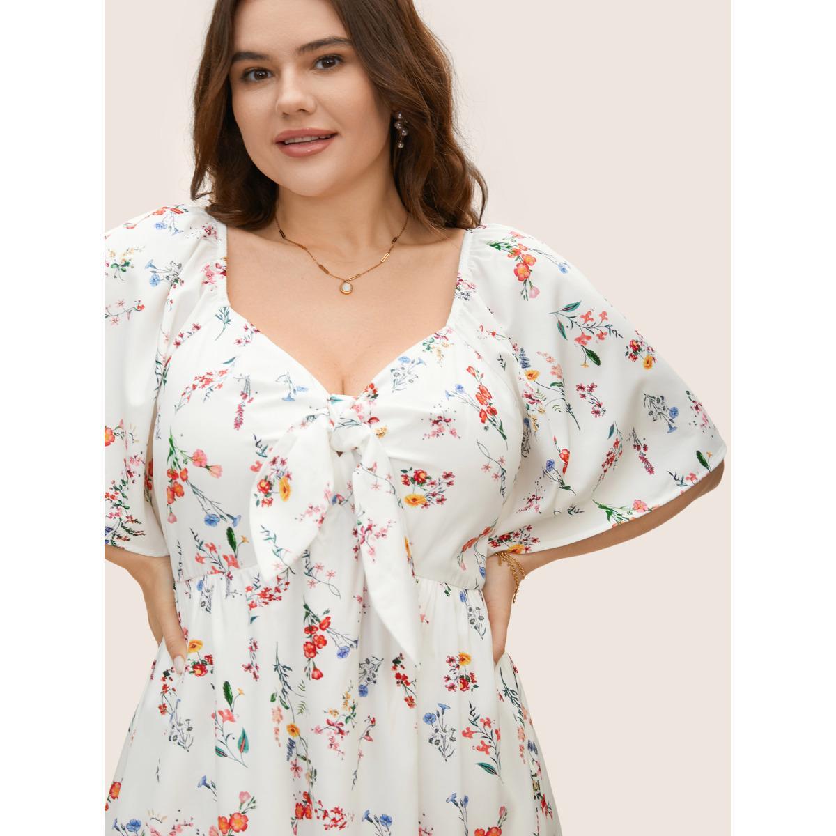 Plus Size Heart Neckline Floral Print Tie Knot Dress Originalwhite Women Elegant Tie knot Heart neckline Half Sleeve Curvy BloomChic 18-20/2X Product Image