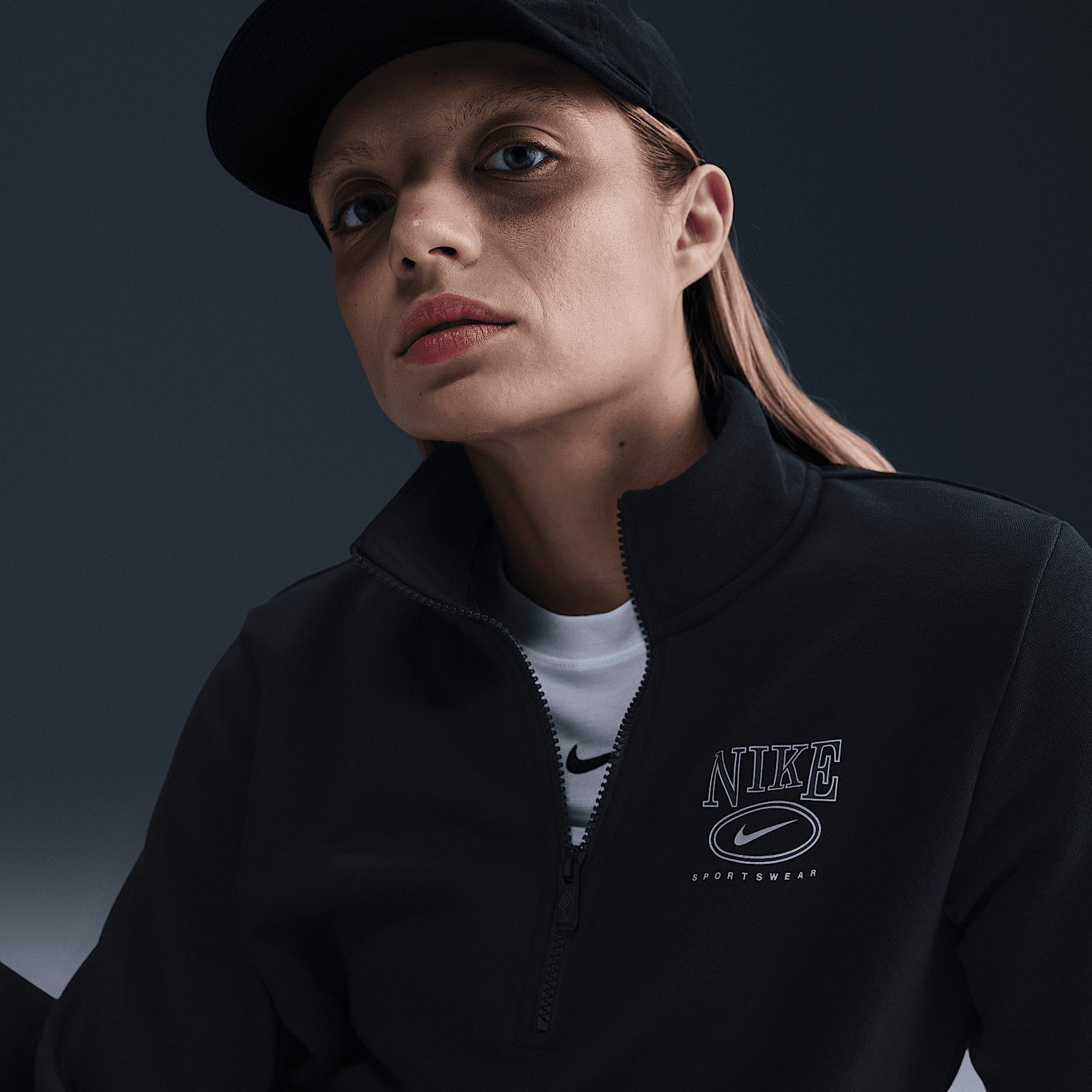 Nike Sportswear Club Fleece Women's Mock-Neck 1/2-Zip Graphic Top Product Image