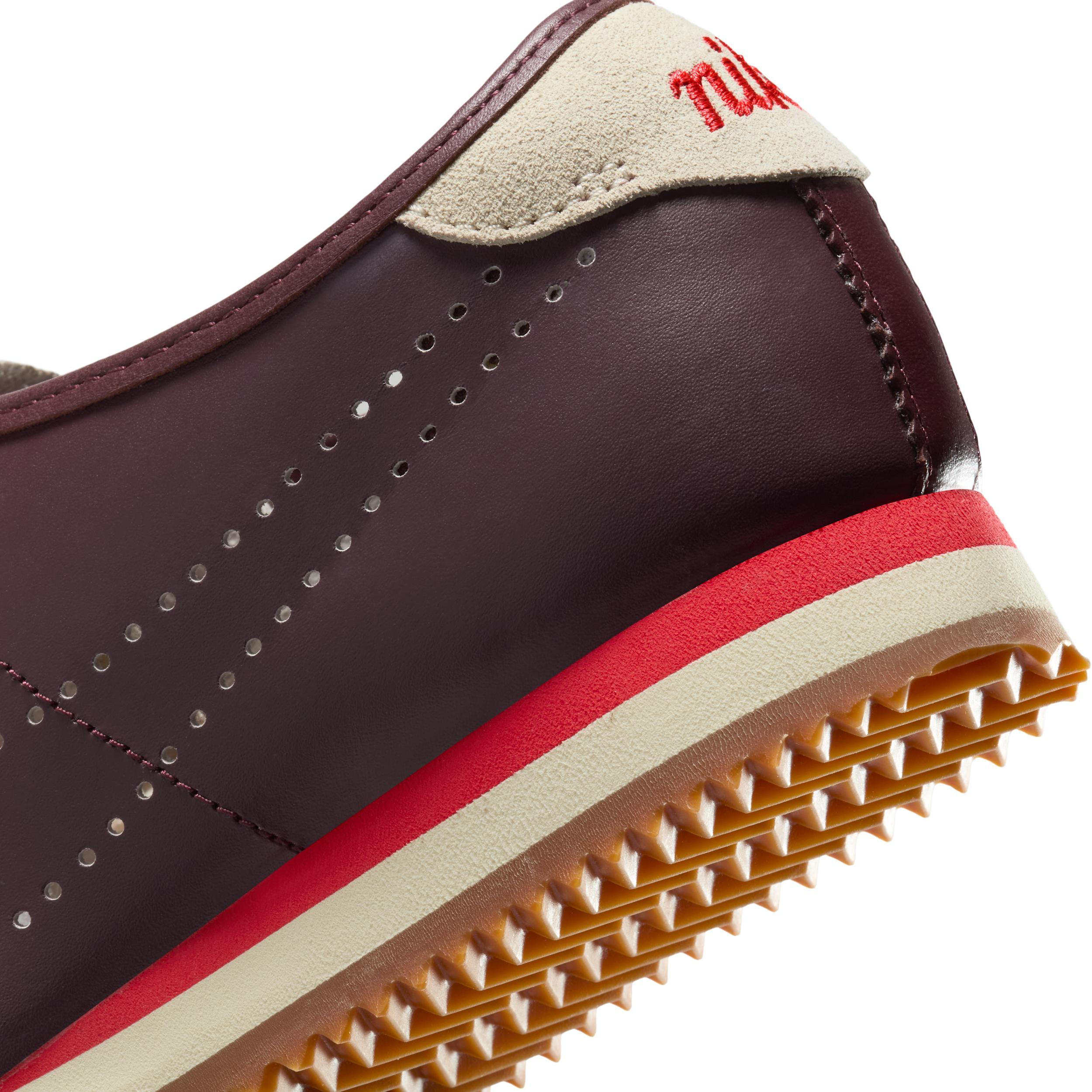 Nike Women's Cortez Leather Shoes Product Image
