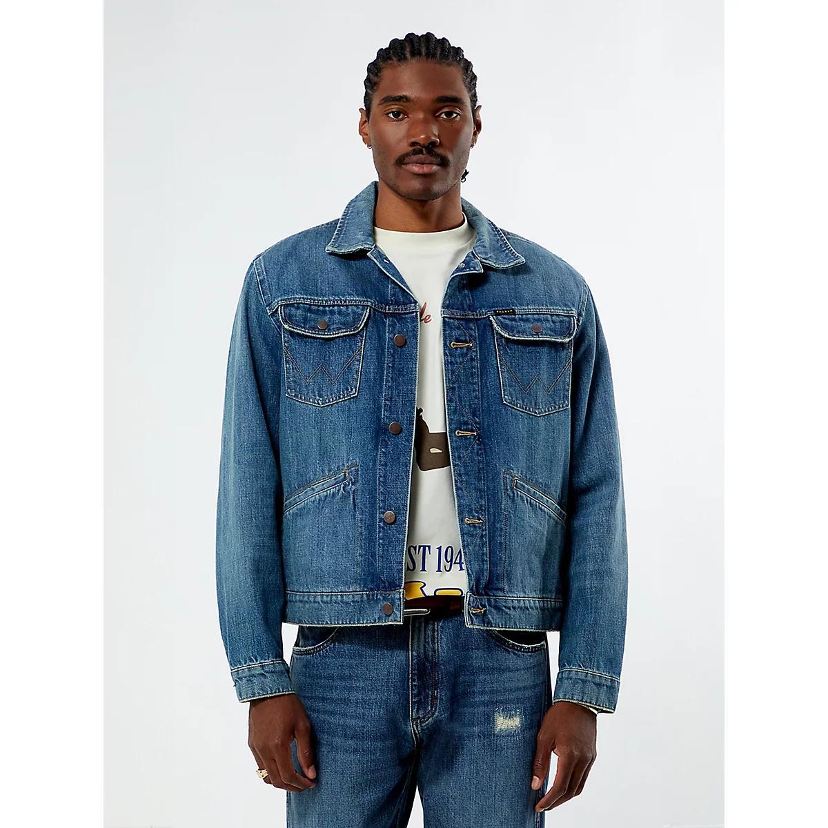 Wrangler® x PacSun Men's Trucker Jacket in Bolster Product Image