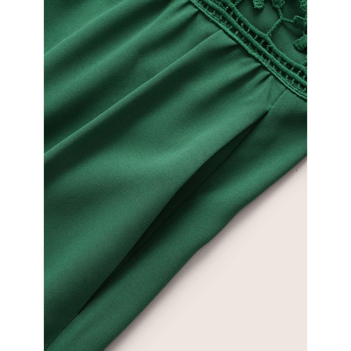 Plus Size Plain Elastic Waist Cut Out Lace Patchwork Dress Emerald Women Resort Non Non Sleeveless Curvy Midi Dress BloomChic 26/4X Product Image