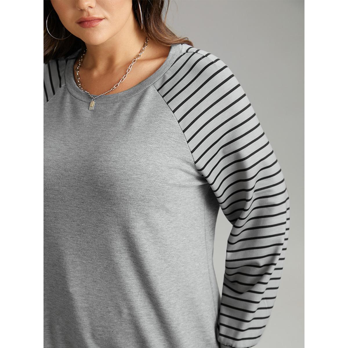 Plus Size Striped Patchwork Crew Neck Raglan Sleeve Sweatshirt Women Gray Casual Contrast Round Neck Dailywear Sweatshirts BloomChic 30/6X Product Image