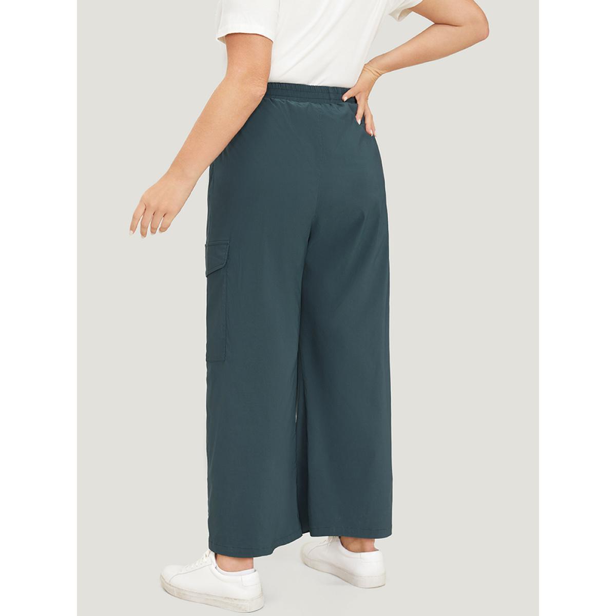 Plus Size Plain Drawstring Patched Pocket High Rise Pants Women DarkGreen Casual Straight Leg High Rise Dailywear Pants BloomChic 26/4X Product Image