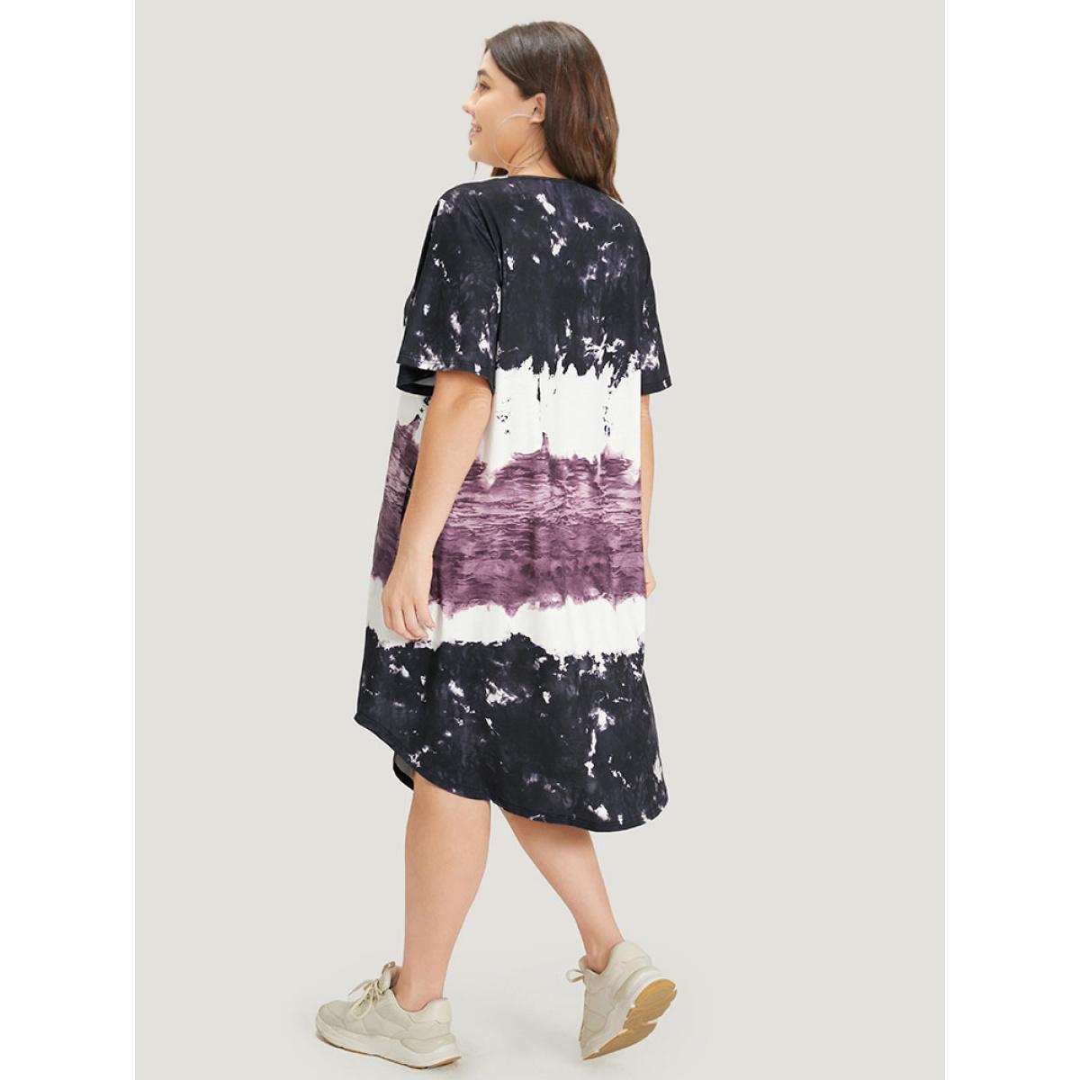 Plus Size Tie Dye Crisscross Pocket Curved Hem Dress Multicolor Women Casual Tie Dye V-neck Short sleeve Curvy Midi Dress BloomChic 28/5X Product Image