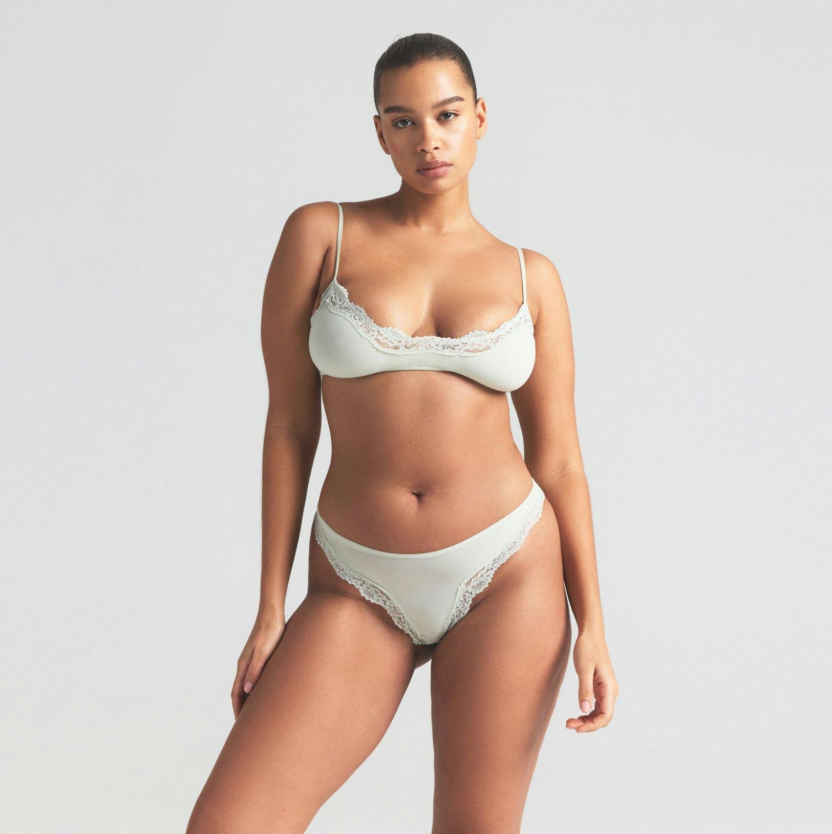 FITS EVERYBODY LACE TANGA | SPEARMINT Product Image
