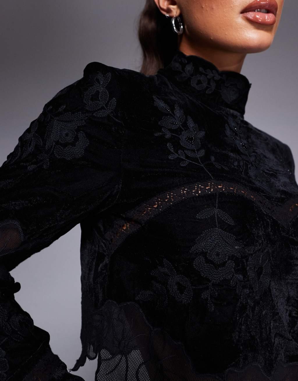 River Island long sleeve velvet cropped top in black - part of a set Product Image