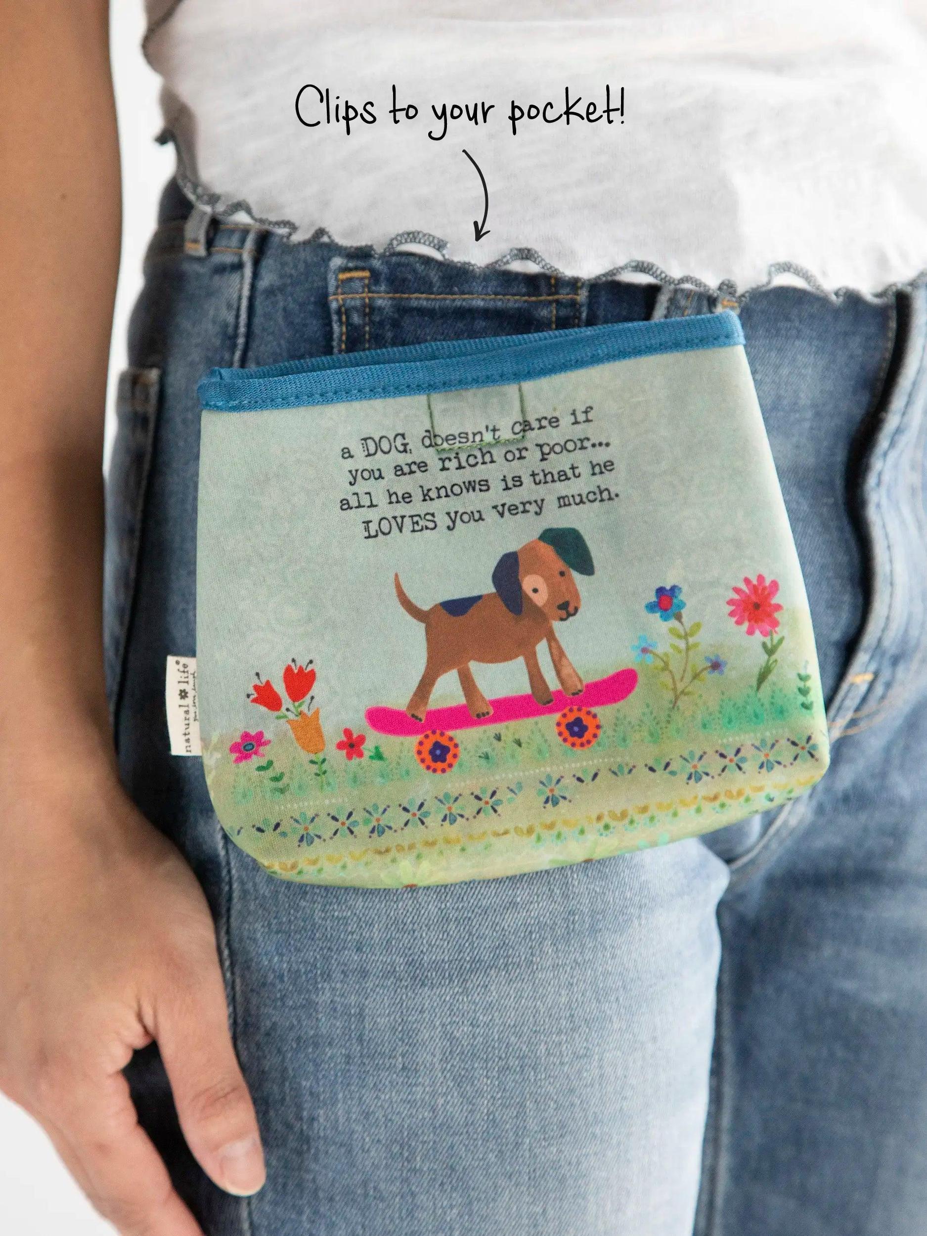 Doggie Treat Pouch - Ditsy Floral Daisies Product Image