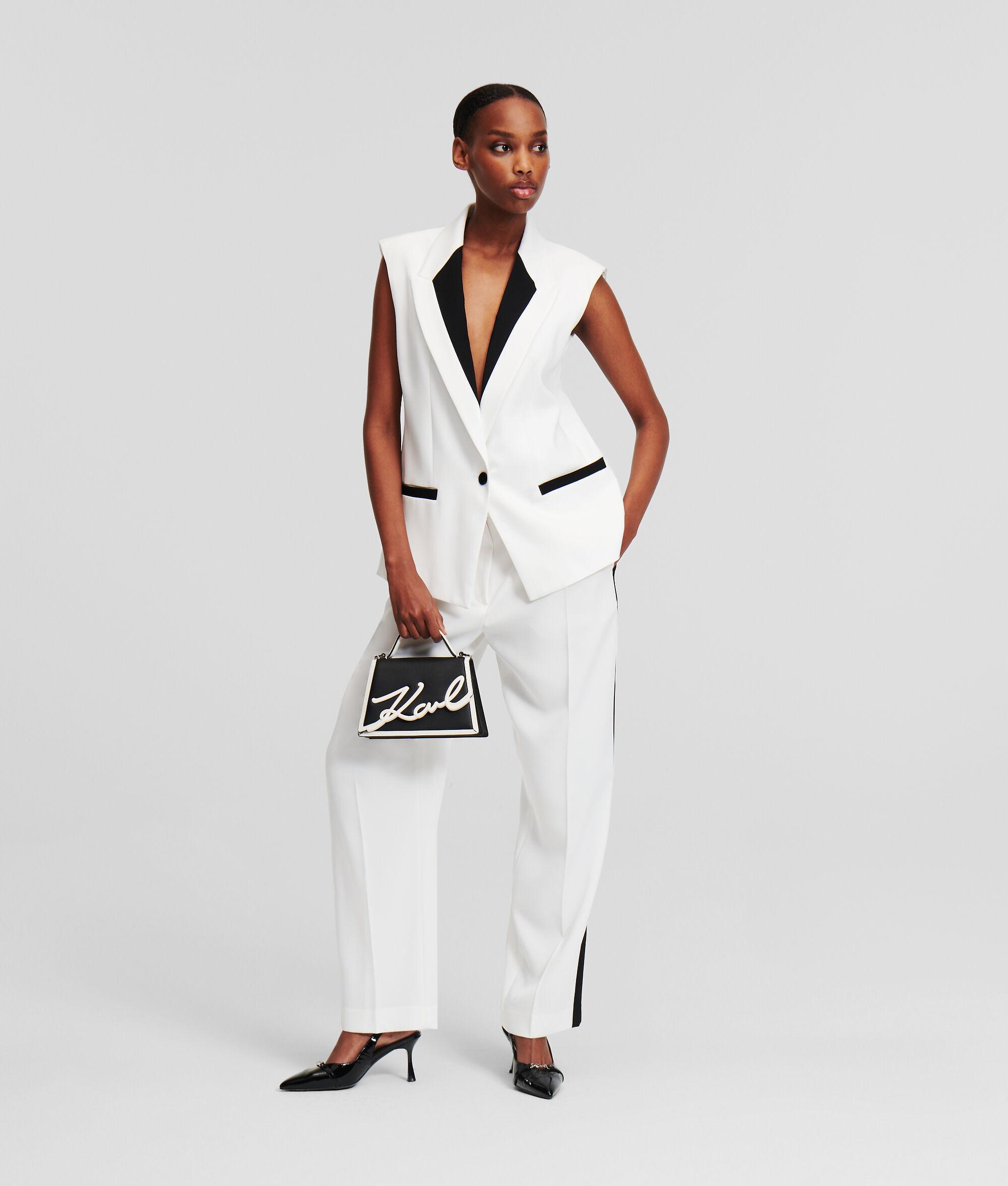 CONTRAST LAPEL GILET Product Image