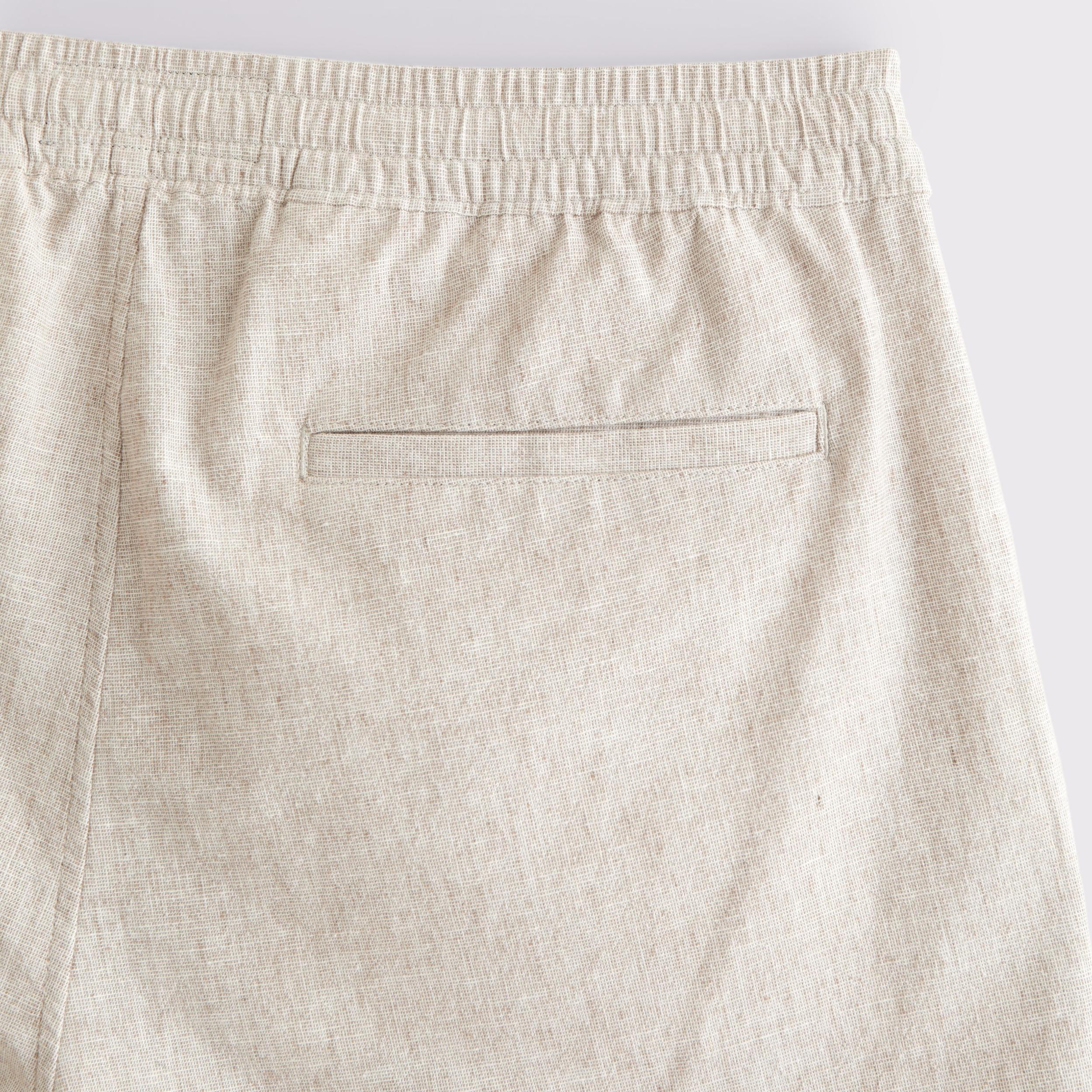 Linen-Blend Pull-On Short Product Image