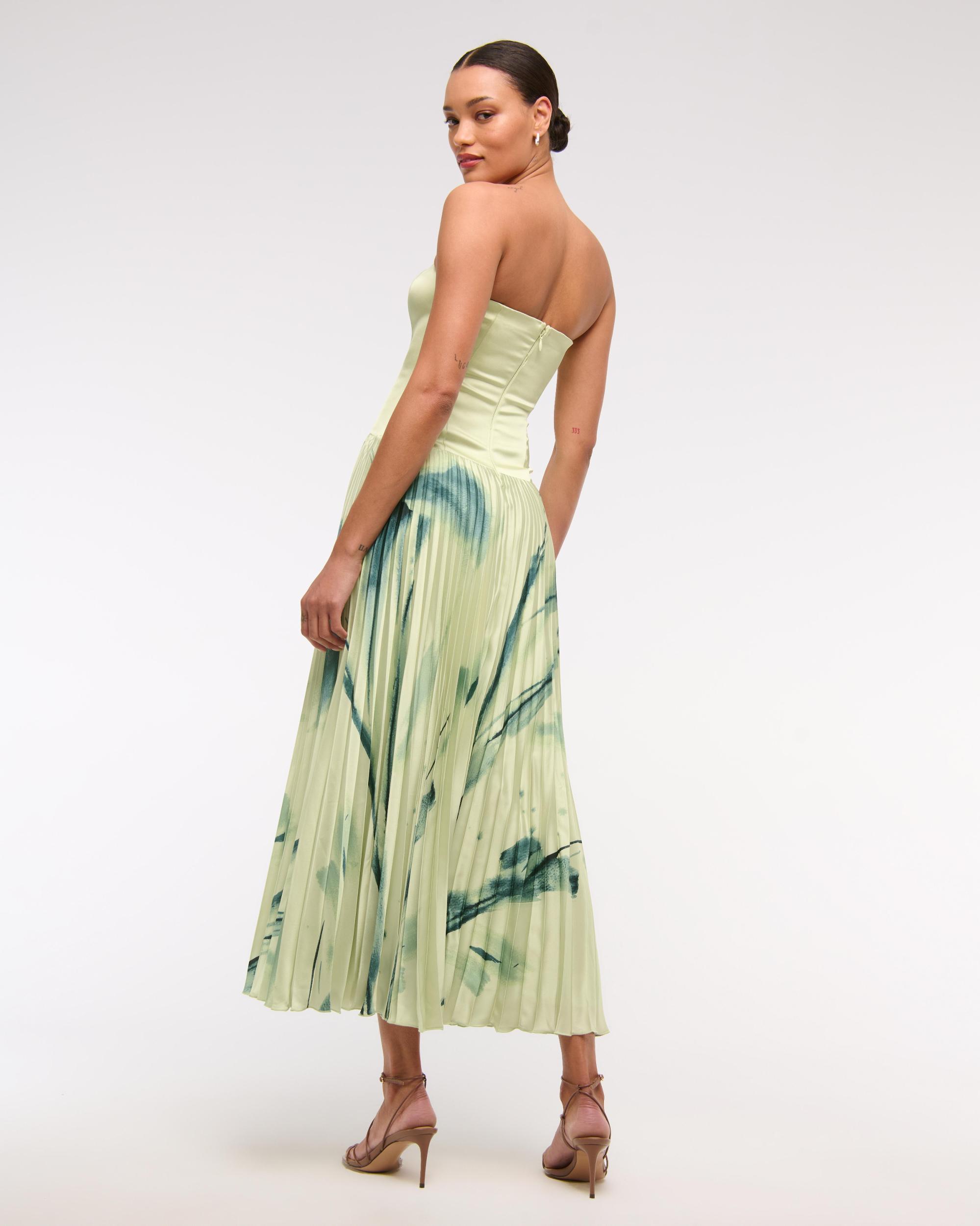 The A&F Giselle Drop-Waist Maxi Dress Product Image