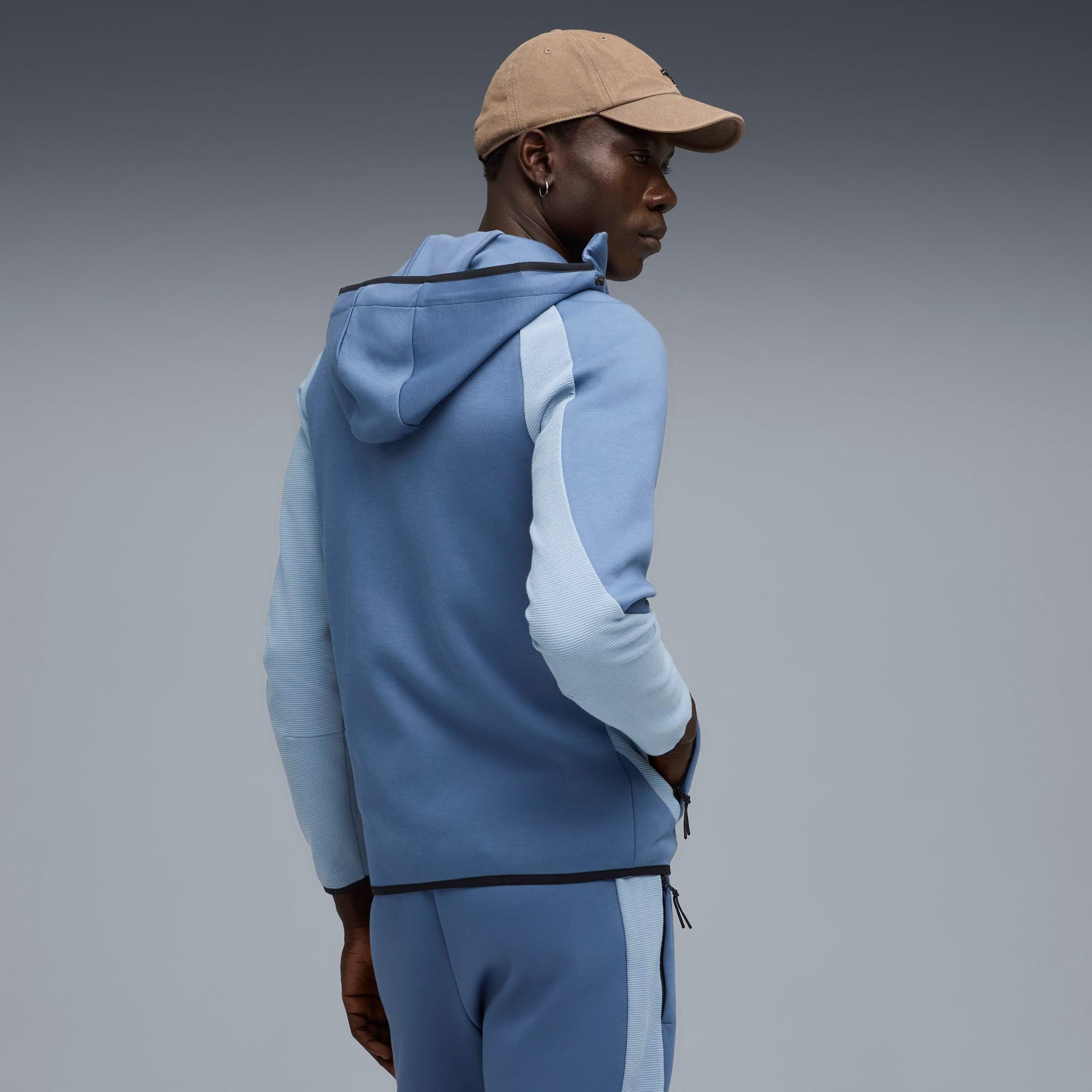 Evostripe Hoodie Men Product Image