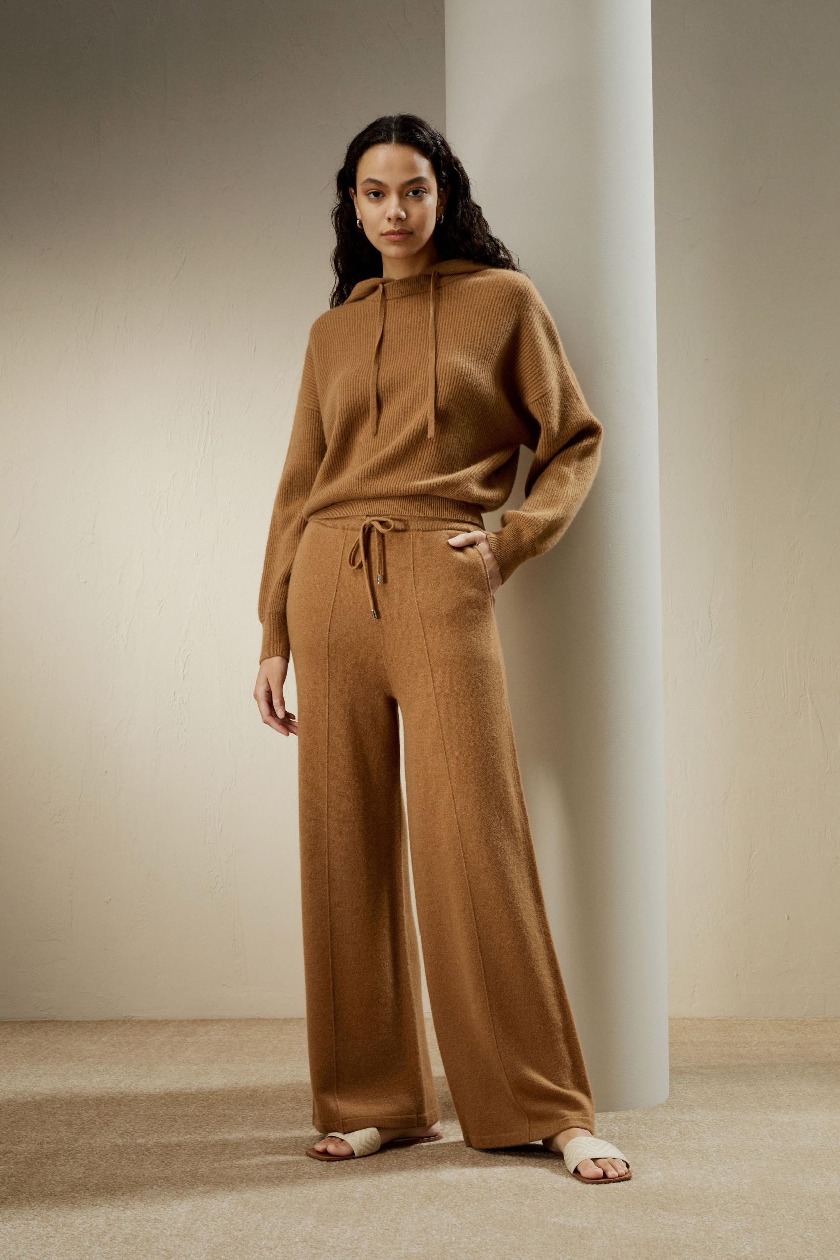 Fluid Cashmere Sweatpants Product Image