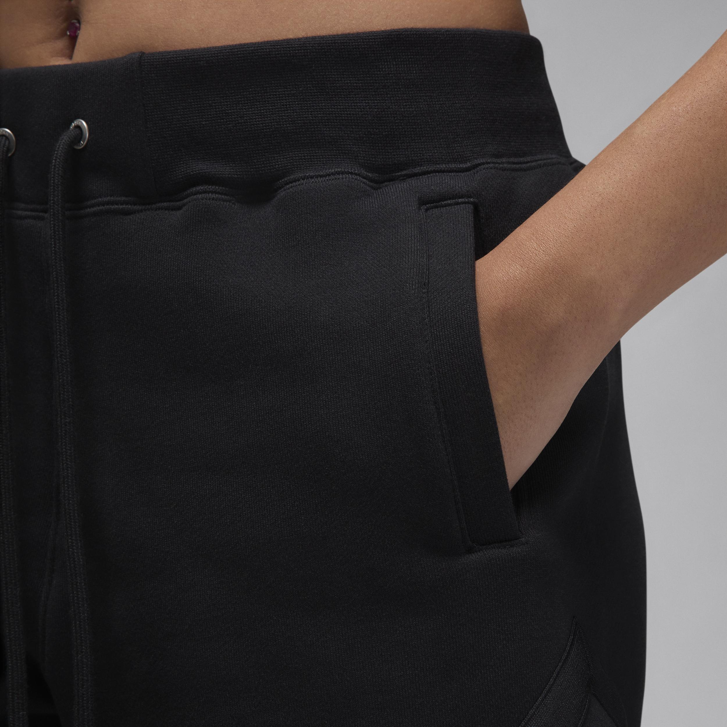 Jordan Flight Fleece Women's Diamond Shorts Product Image