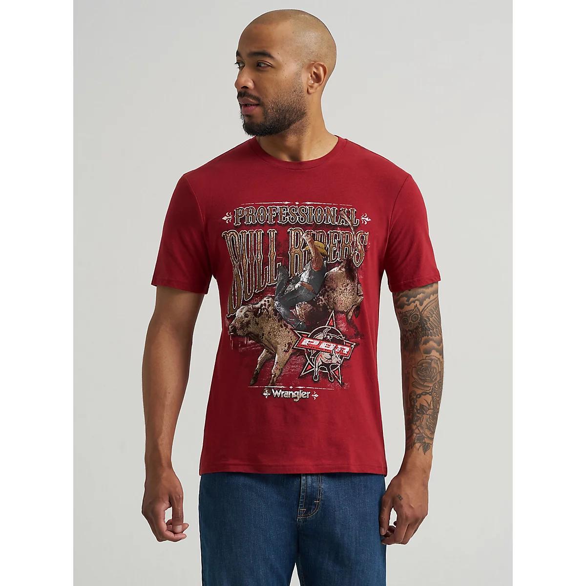 Men's Trucking Graphic T-Shirt | Men's SHIRTS | Wrangler® Product Image