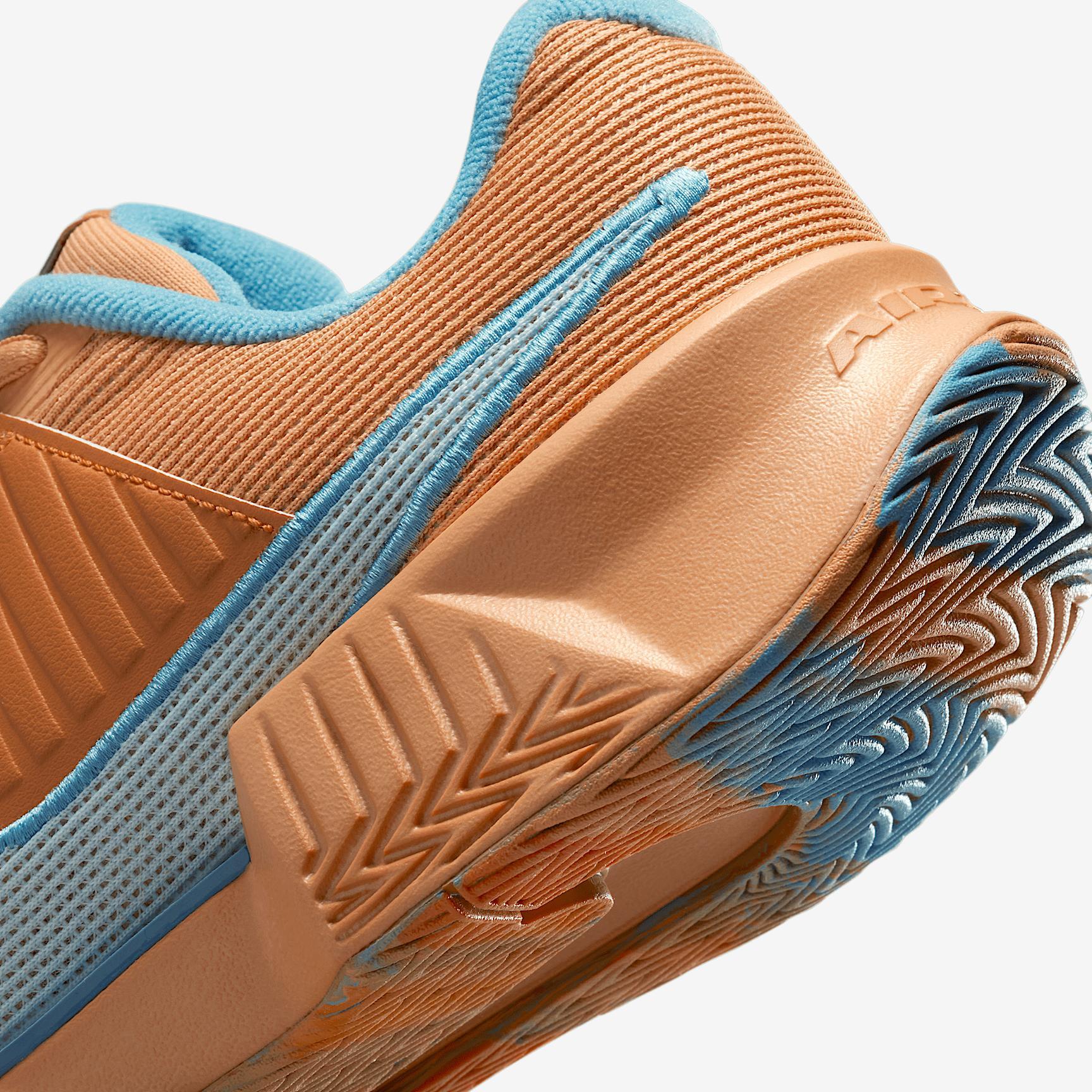 Nike Zoom Challenge Women's Pickleball Shoes Product Image