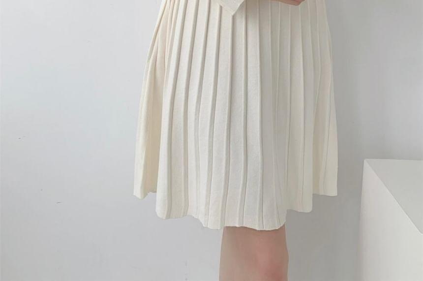 Long-Sleeve Plain Ribbed Keyhole Mini Knit Dress Product Image