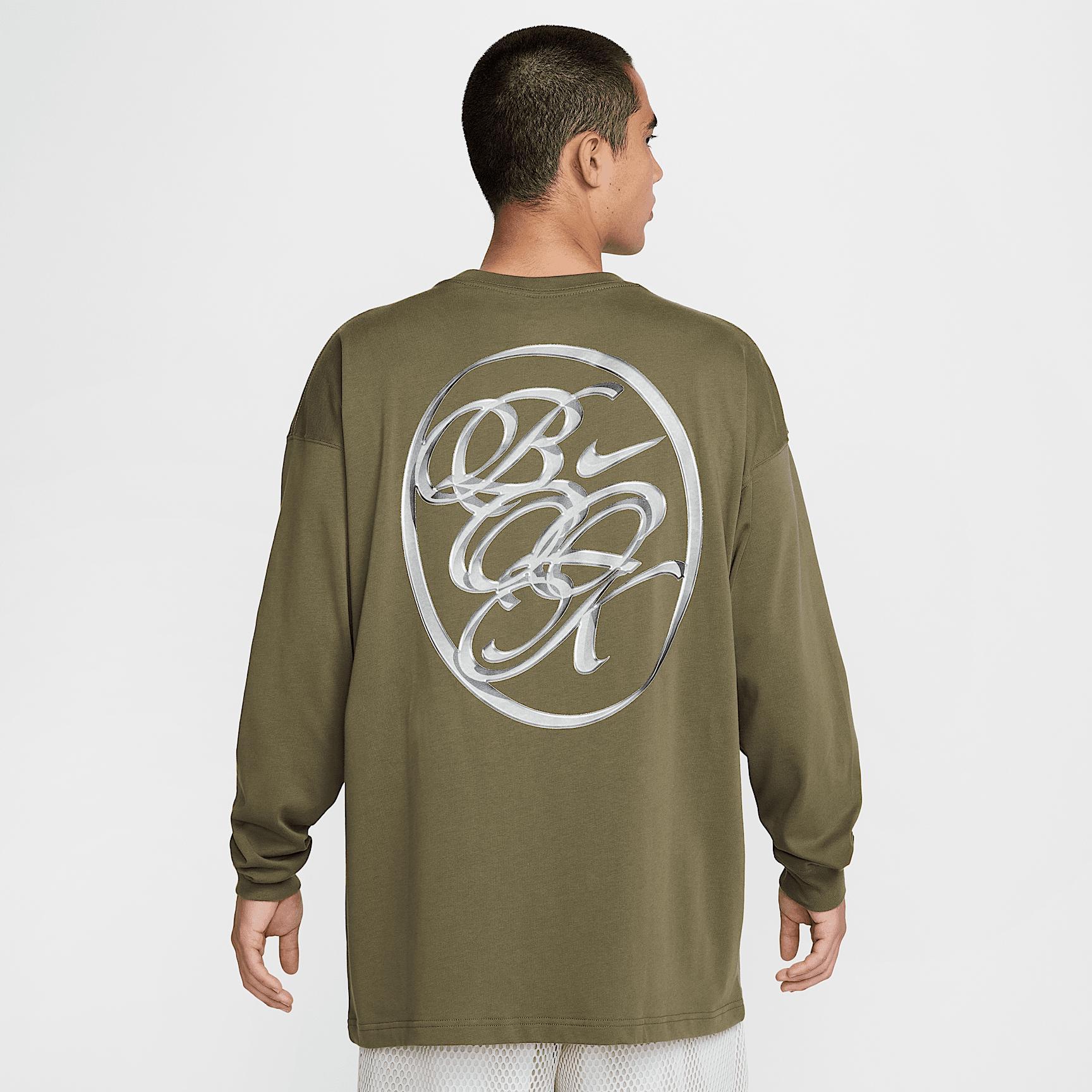 Devin Booker Men's Long-Sleeve Basketball T-Shirt Product Image