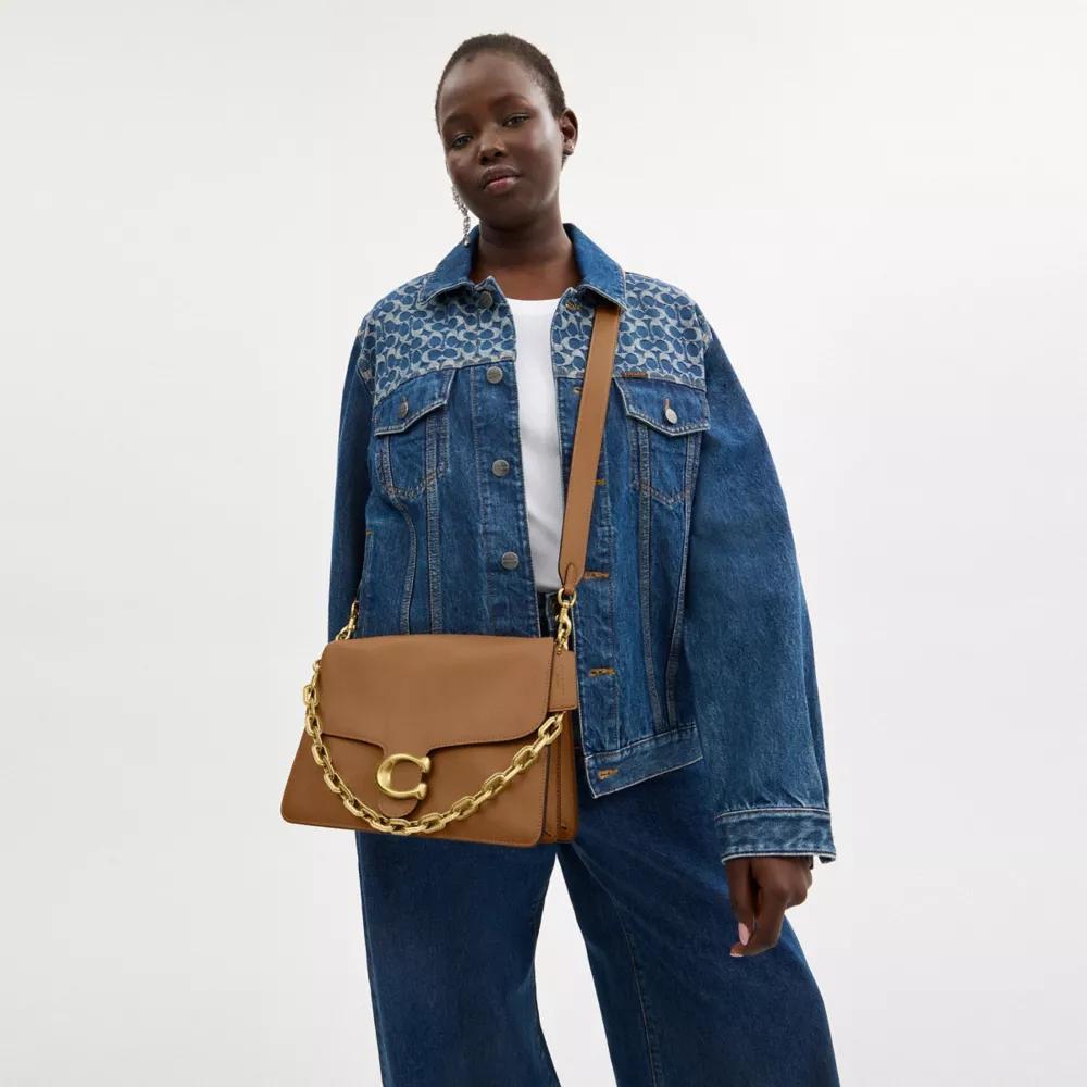 Chain Tabby Shoulder Bag 30 Product Image