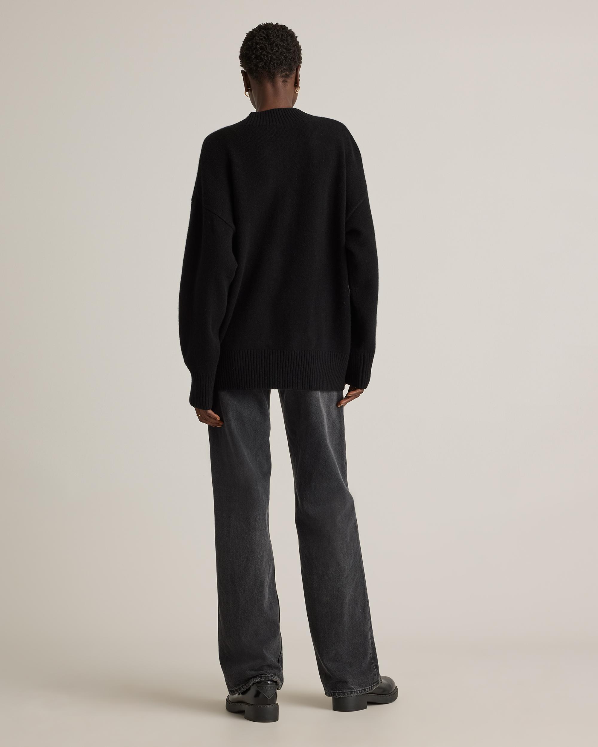 Quince | Women's Mongolian Cashmere OverSized V-Neck Sweater Size XL Product Image