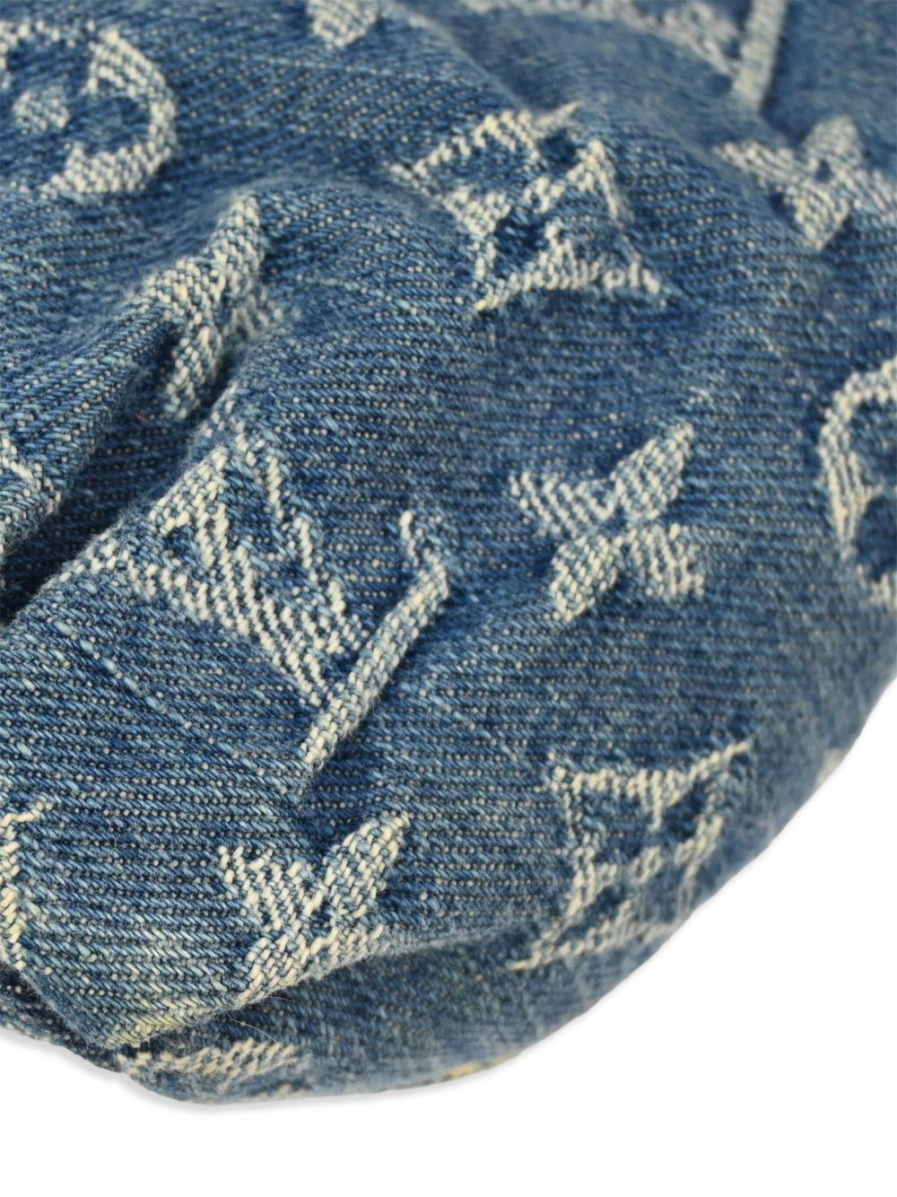 2005 mini Pleaty clutch bag Product Image