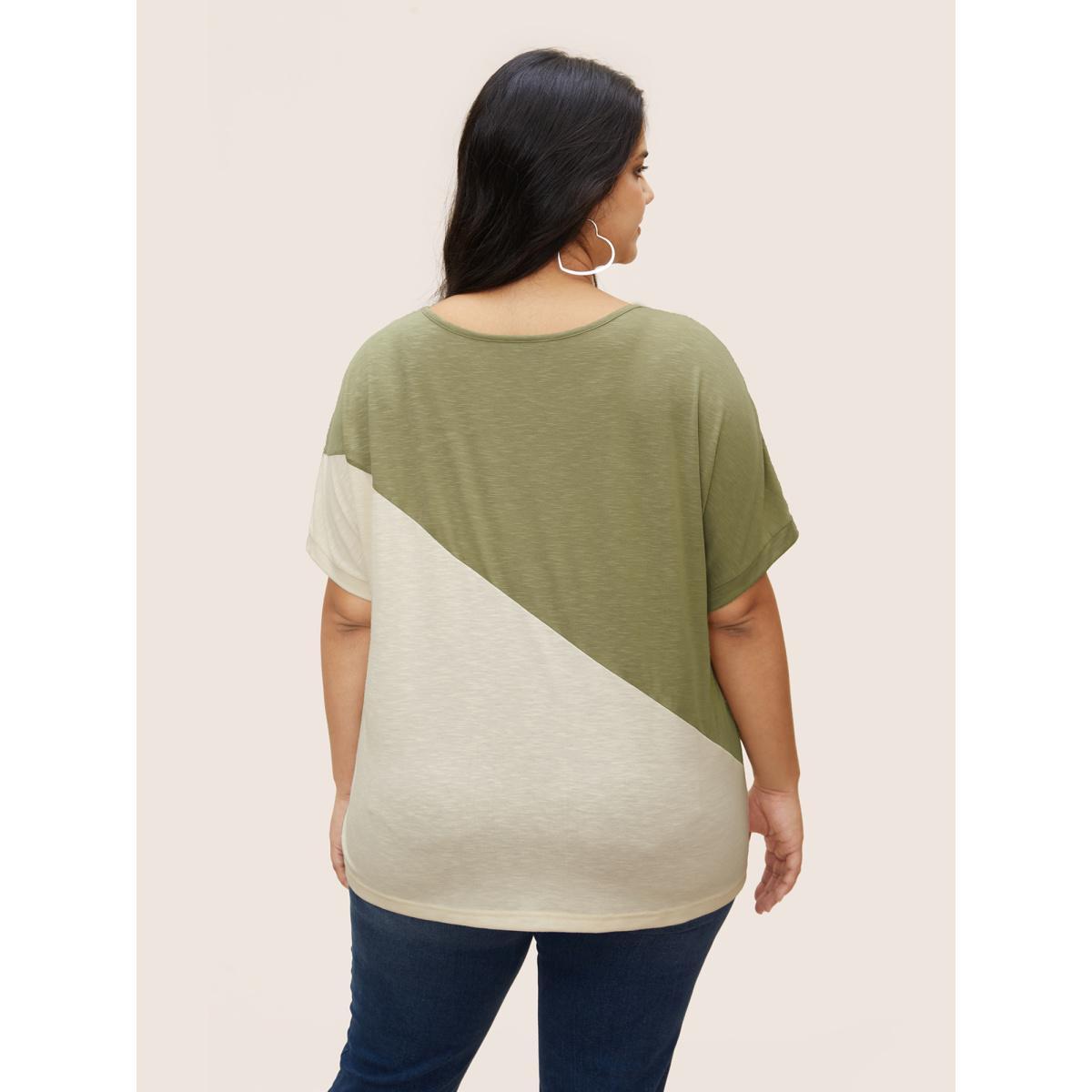 Plus Size Two Tone Heather Batwing Sleeve T-shirt ArmyGreen Women Casual Contrast Round Neck Everyday T-shirts BloomChic 12/L Product Image
