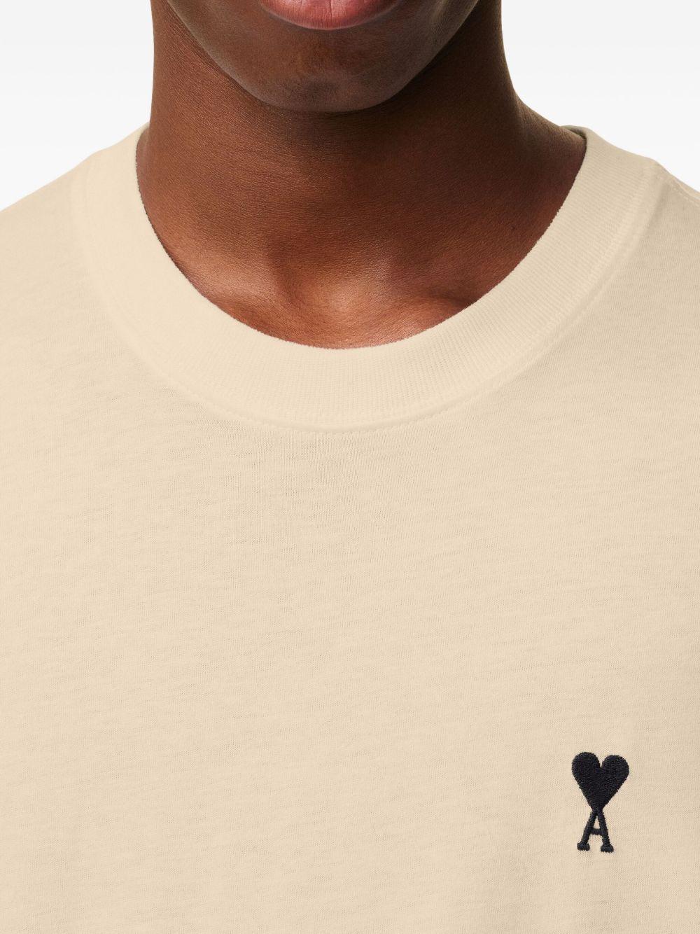 Ami de Coeur T-shirt Product Image
