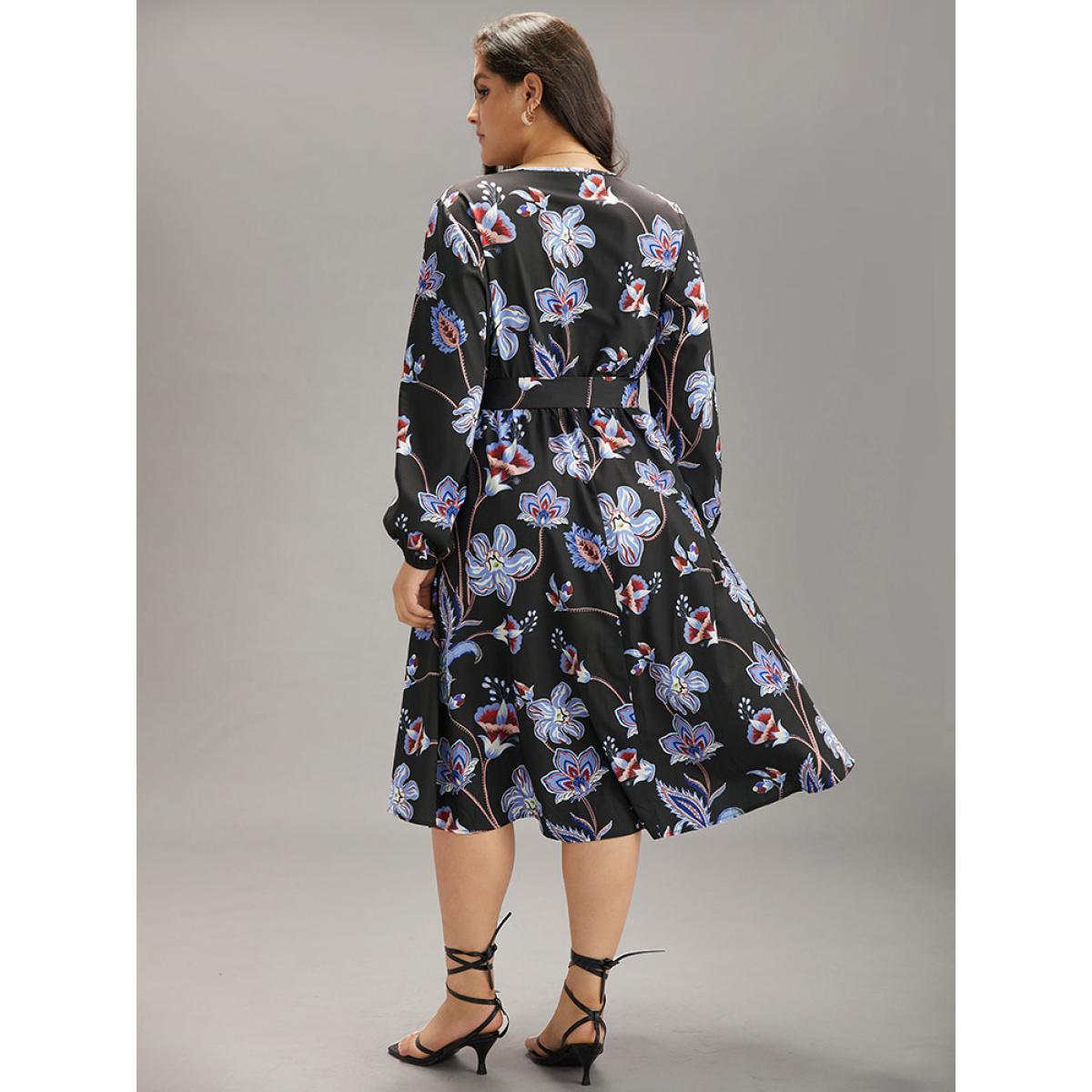 Plus Size Floral Print Elastic Cuffs Belted Dress Black Women Elegant Elastic cuffs V-neck Long Sleeve Curvy Midi Dress BloomChic 26/4X Product Image