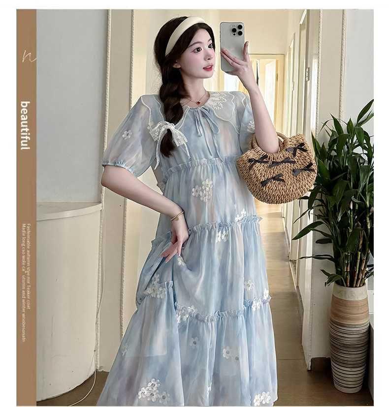 Maternity Puff-Sleeve Collar Floral Midi Sundress Product Image