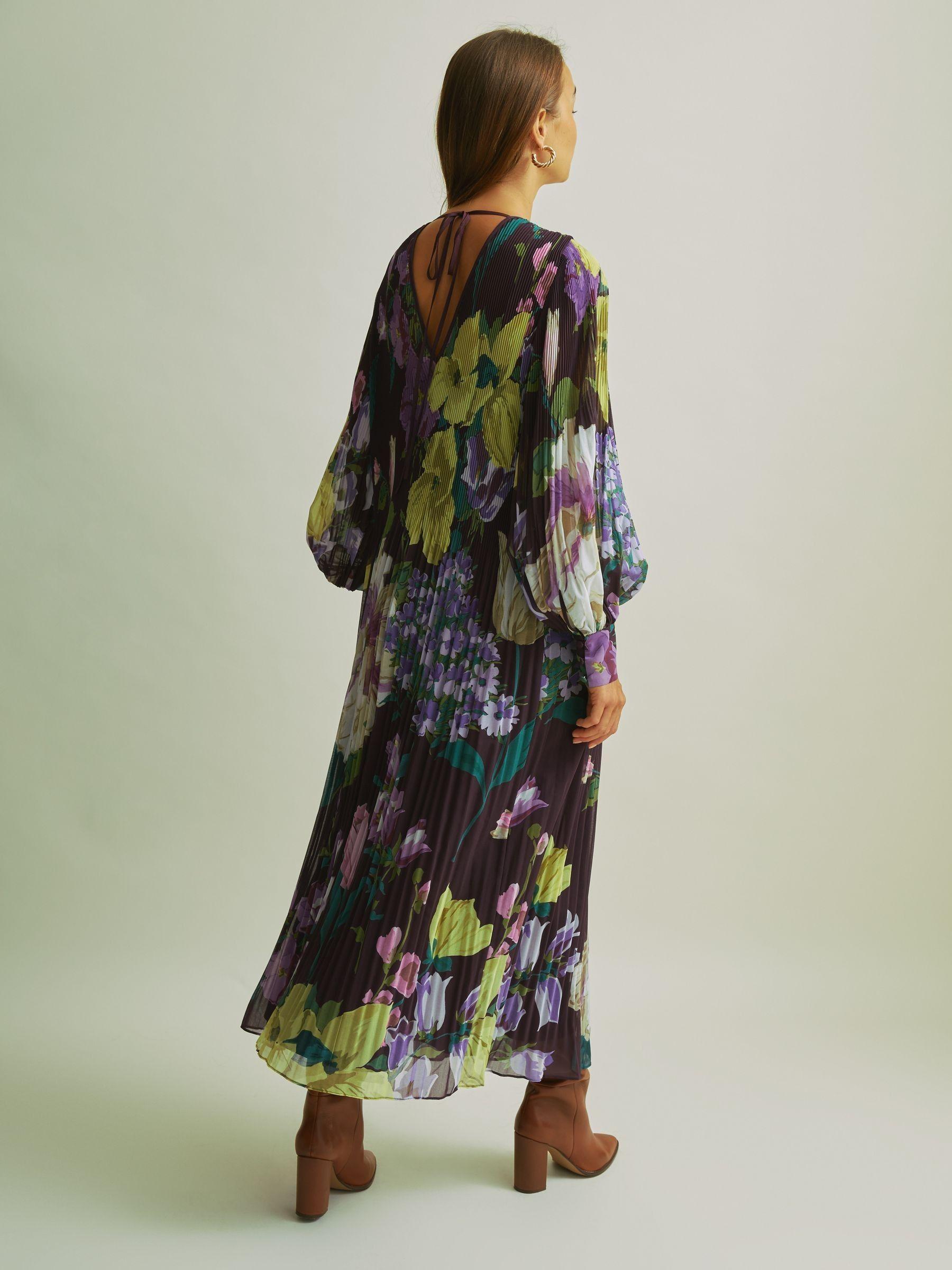 Florere Pleated Blouson Sleeve Midi Dress in Purple Product Image