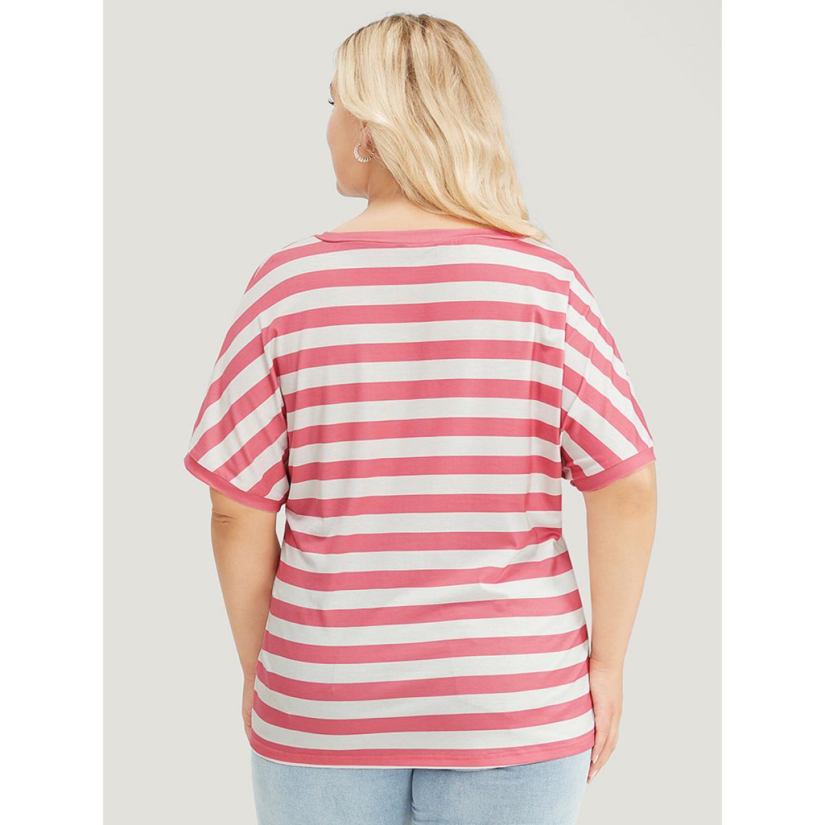 Plus Size Striped Contrast Pocket Batwing Sleeve T-shirt Rouge Women Casual Striped V-neck Dailywear T-shirts BloomChic 26/4X Product Image