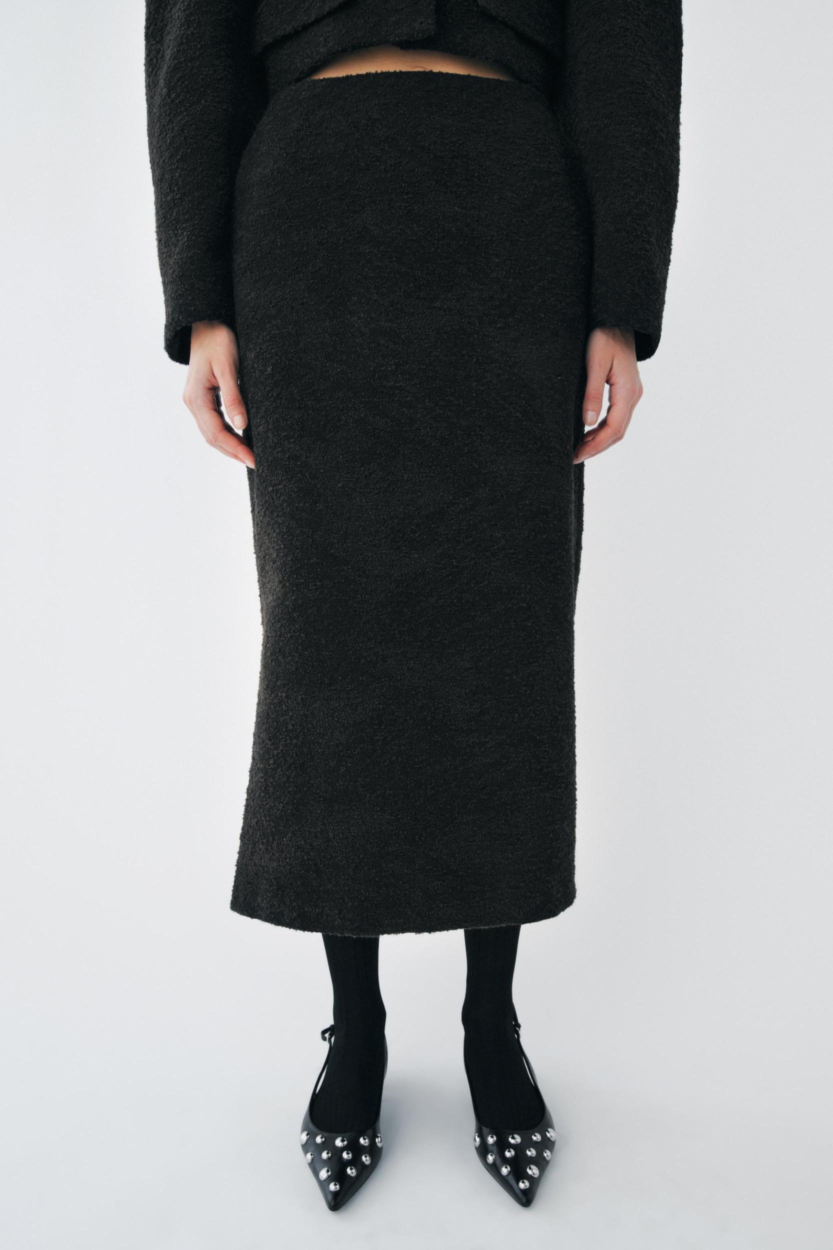 STRAIGHT CUT SLITS SKIRT LIMITED EDITION Product Image