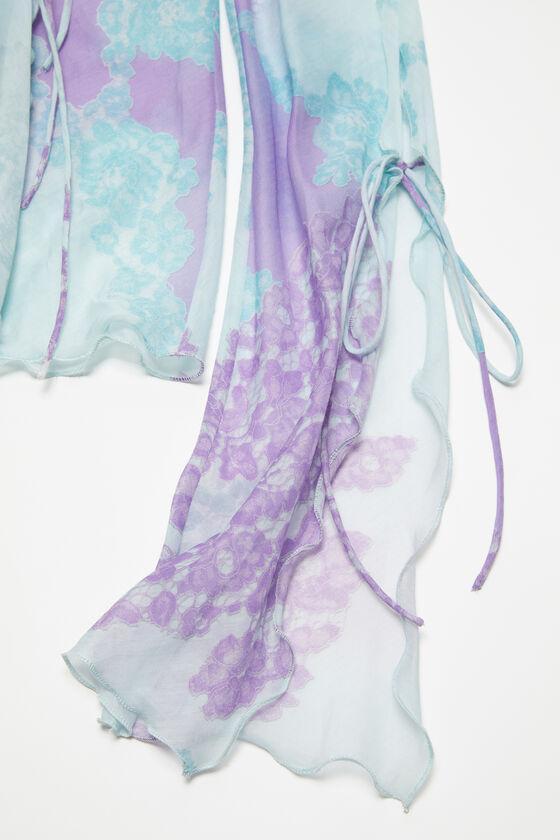Print blouse Product Image