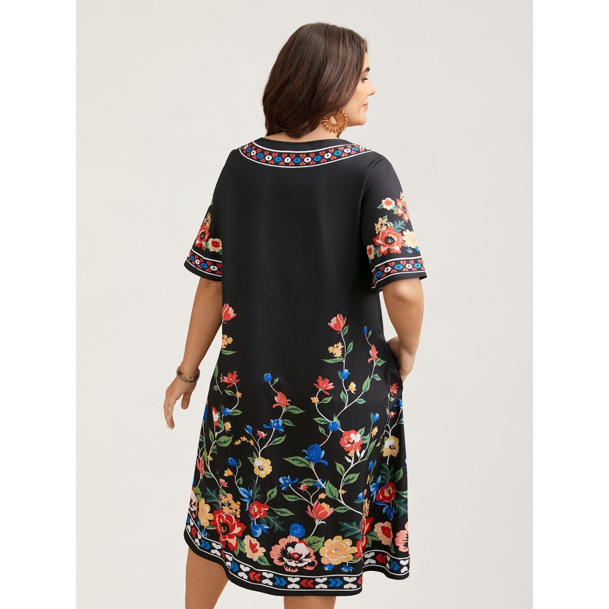 Plus Size Boho Print V-Neck Flared Sleeve Midi Dress Black Women Resort Non V-neck Short sleeve Curvy BloomChic 28/5X Product Image
