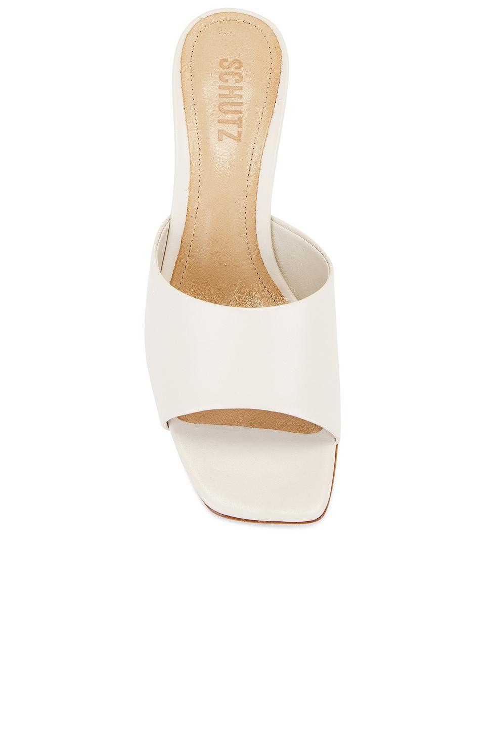 Dethalia Sandal Schutz Product Image