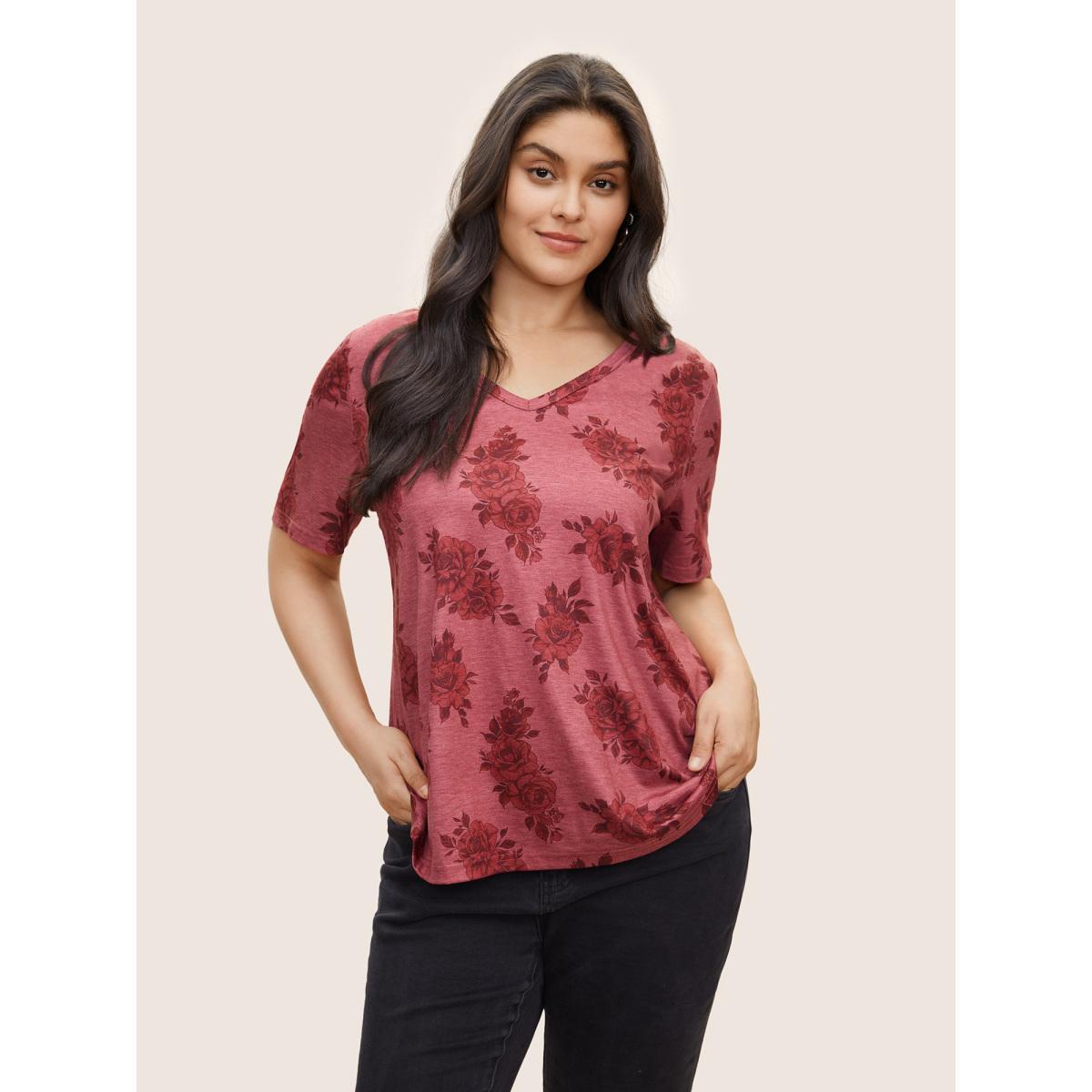 Plus Size Rose Floral Print V Neck T-shirt Rouge Women Elegant Non Floral V-neck Everyday T-shirts BloomChic 30/6X Product Image