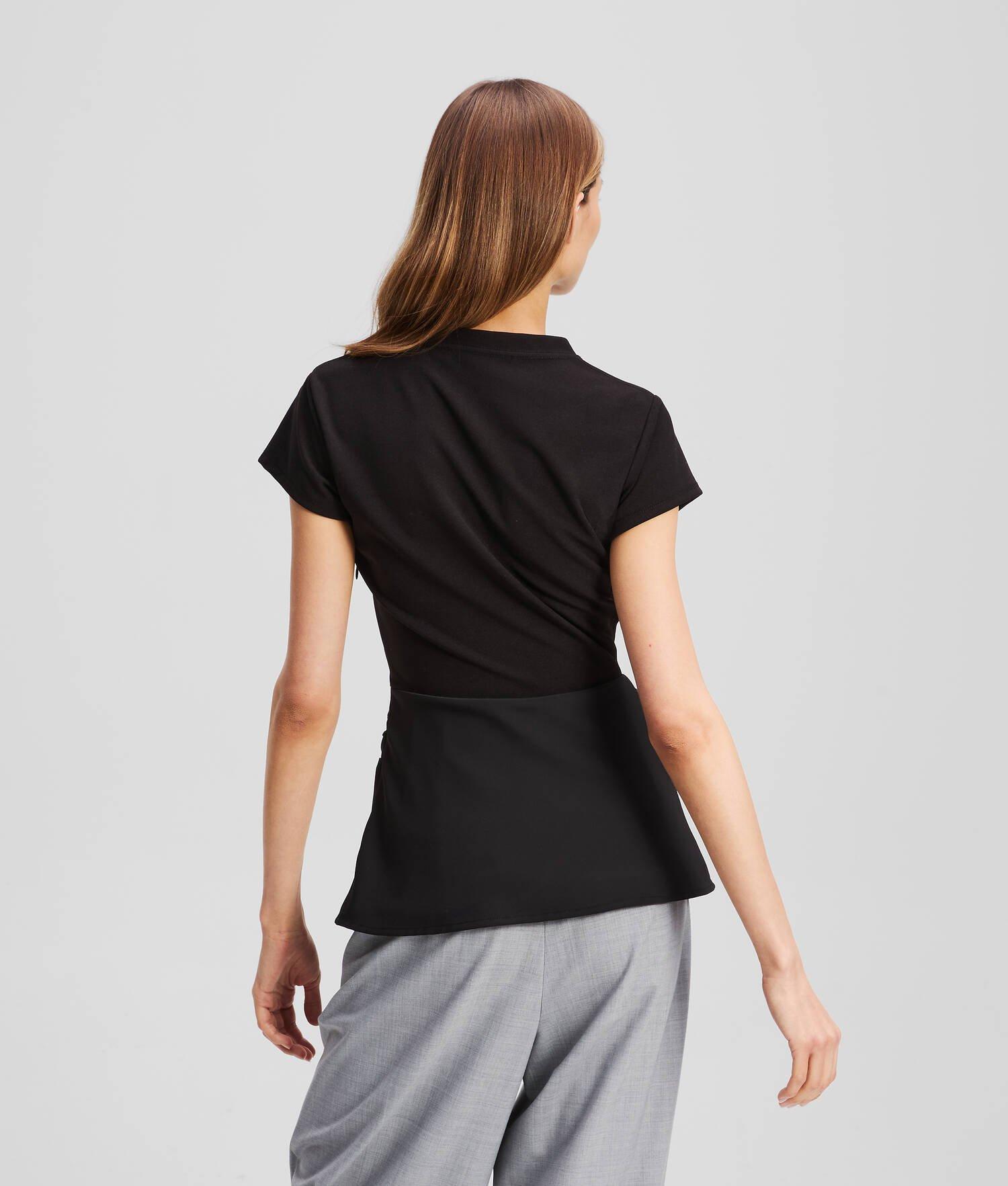 FABRIC MIX V-NECK TOP Product Image