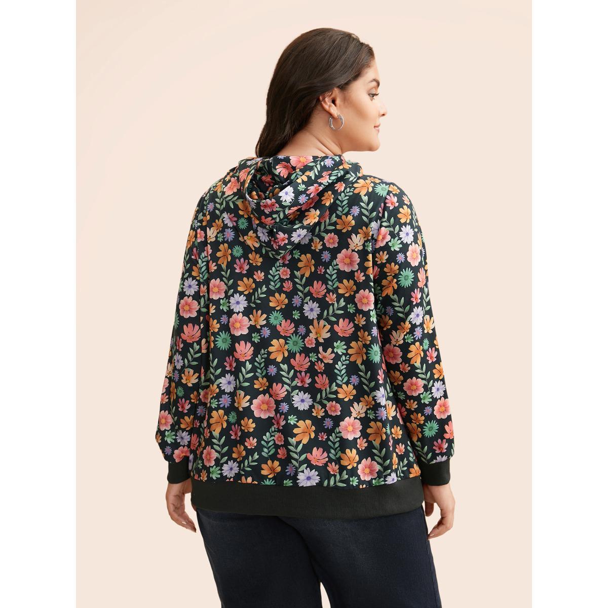 Plus Size Floral Patchwork Pocket Hooded Sweatshirt Women Multicolor Casual Contrast Hooded Everyday Sweatshirts BloomChic 28/5X Product Image