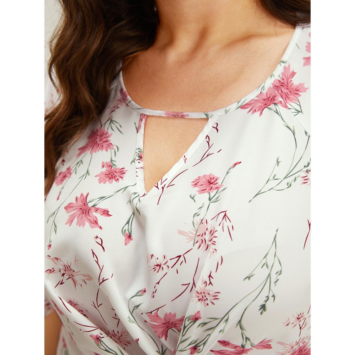 Plus Size Ivory Floral Ruffle Knyhole Raglan Sleeve Knotted Front Blouse Women Elegant Short sleeve Round Neck Dailywear Blouses BloomChic 18-20/2X Product Image