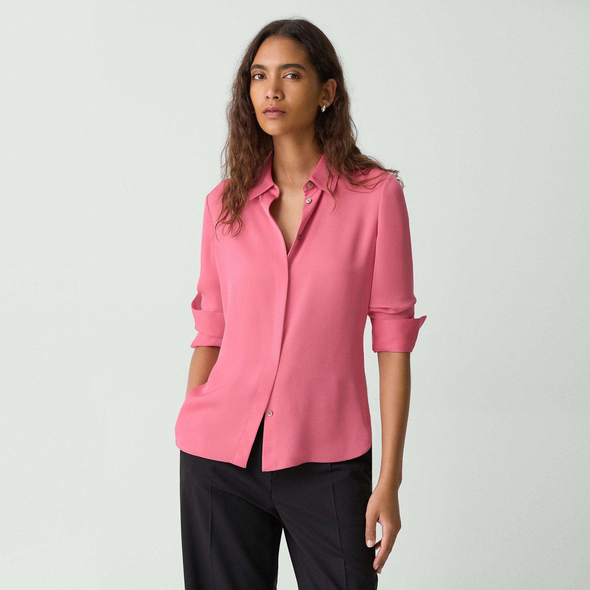 CLASSIC FITTED SHIRT Product Image