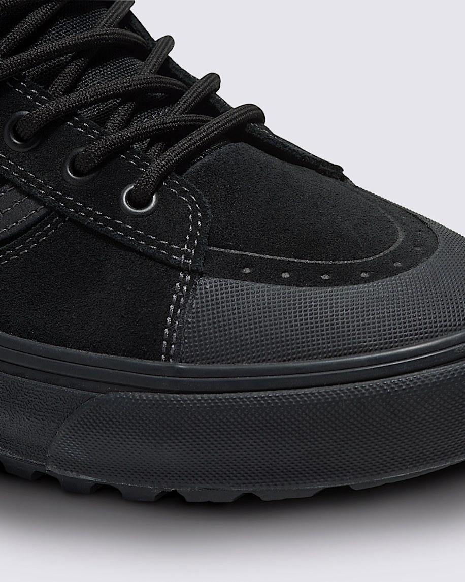 Sk8-Hi Waterproof Insulated Shoe in Black| Vans US Product Image