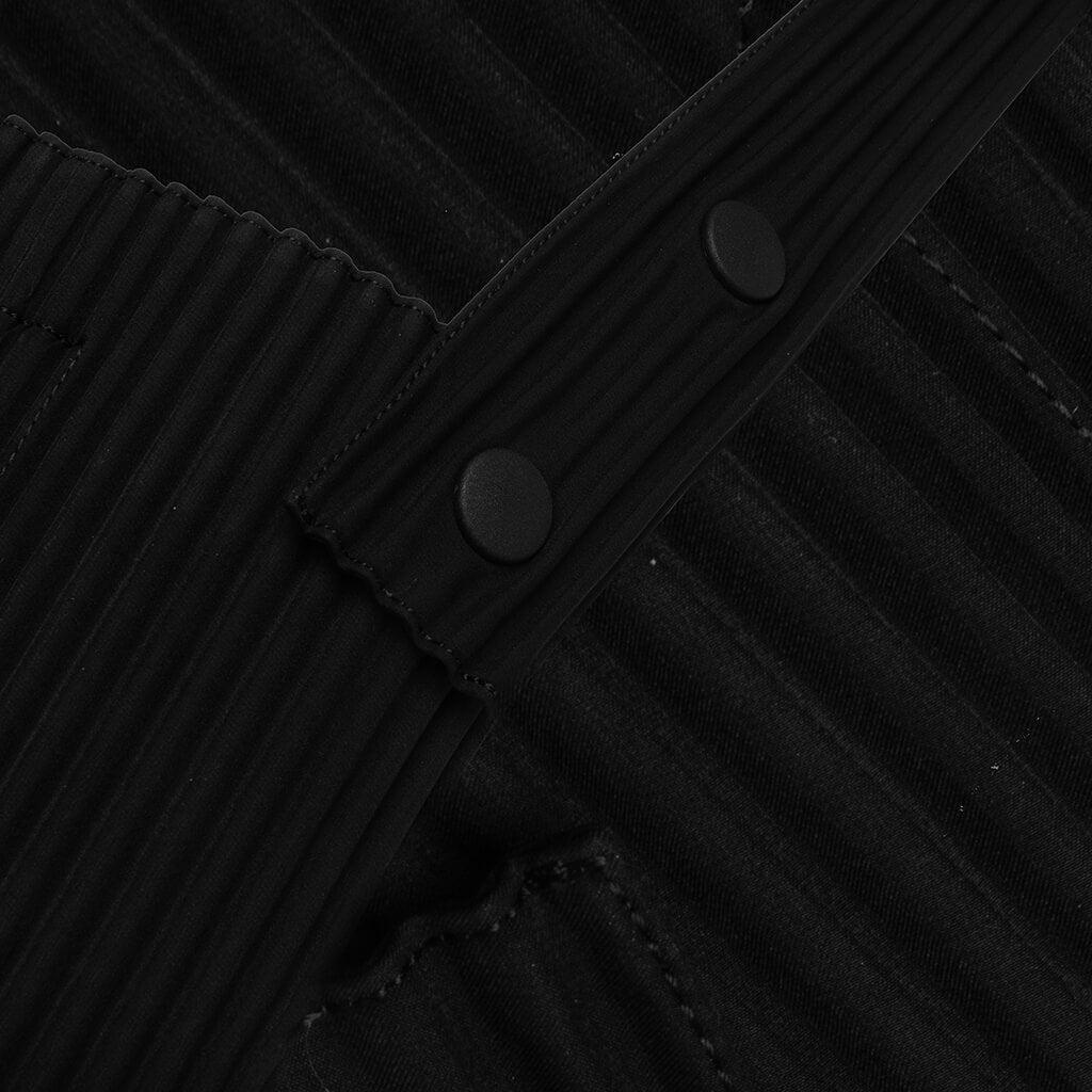 Short Strap Pocket Bag - Black Male Product Image